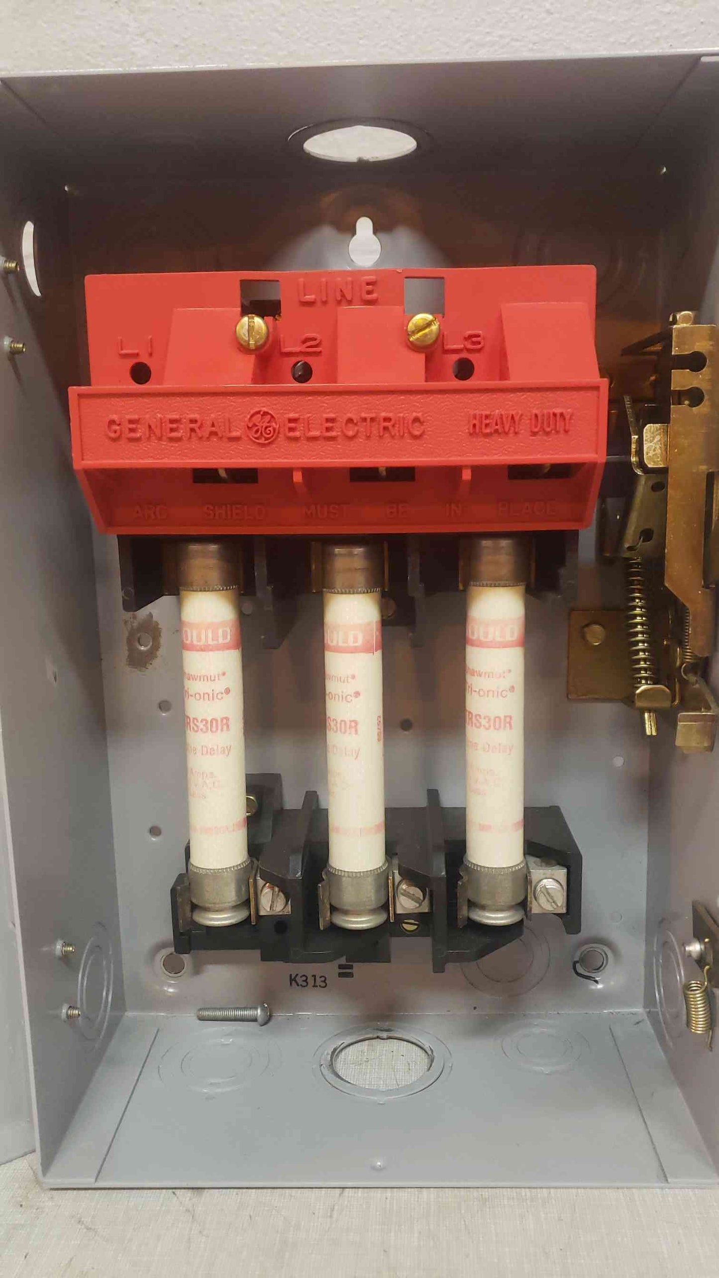 General Electric Safety Switch 30A 600VAC TH3361 (SKU:103244)(103244)