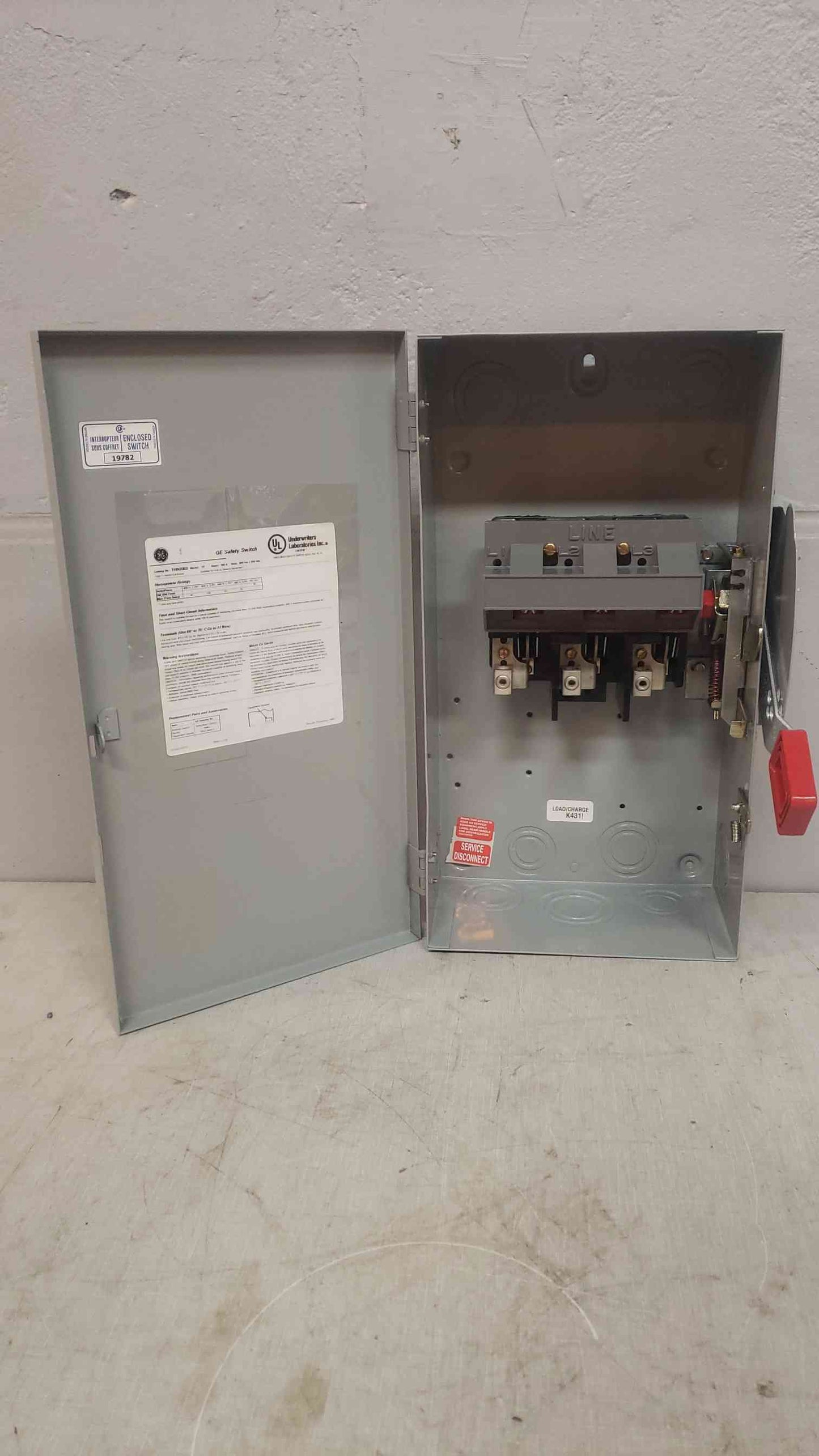 *Pickup Only* General Electric Safety Switch THN3363 600VAC 100A (SKU:103245)(103245)