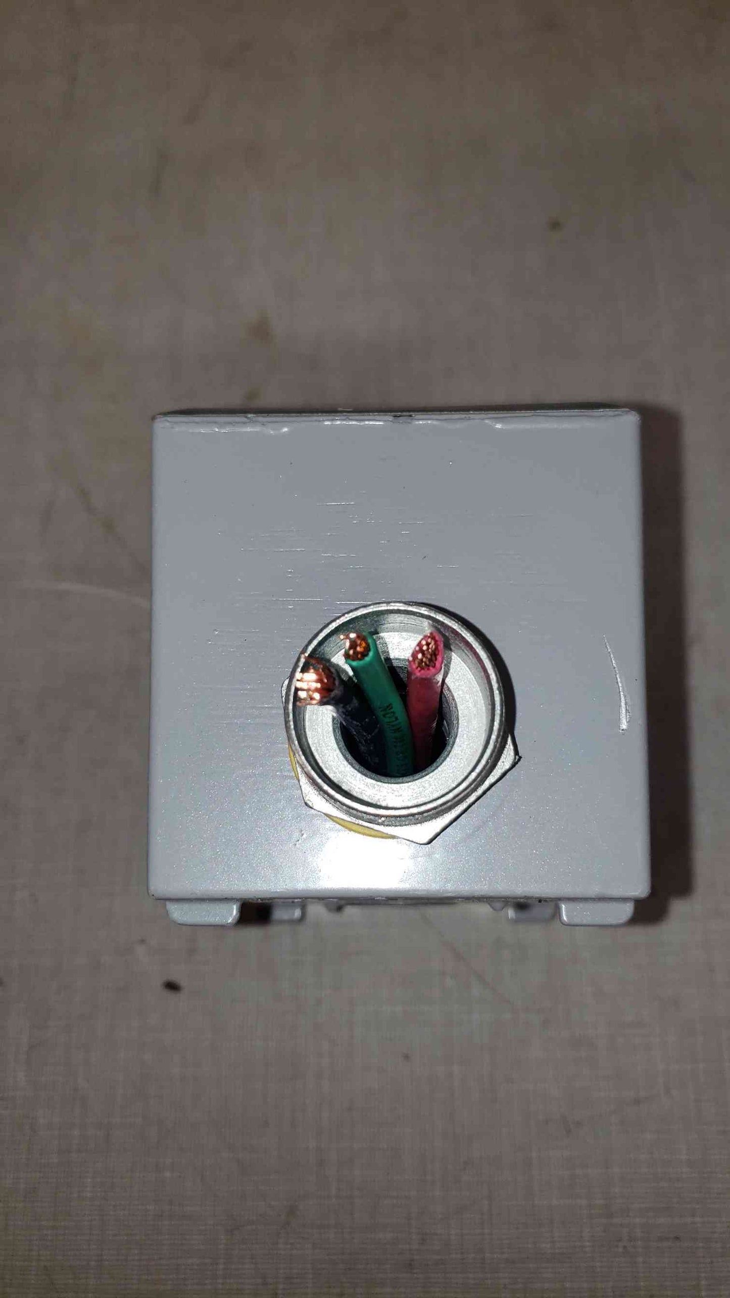 Lot of 250 Leviton L6-30 Receptacle 30A 250V(103262)