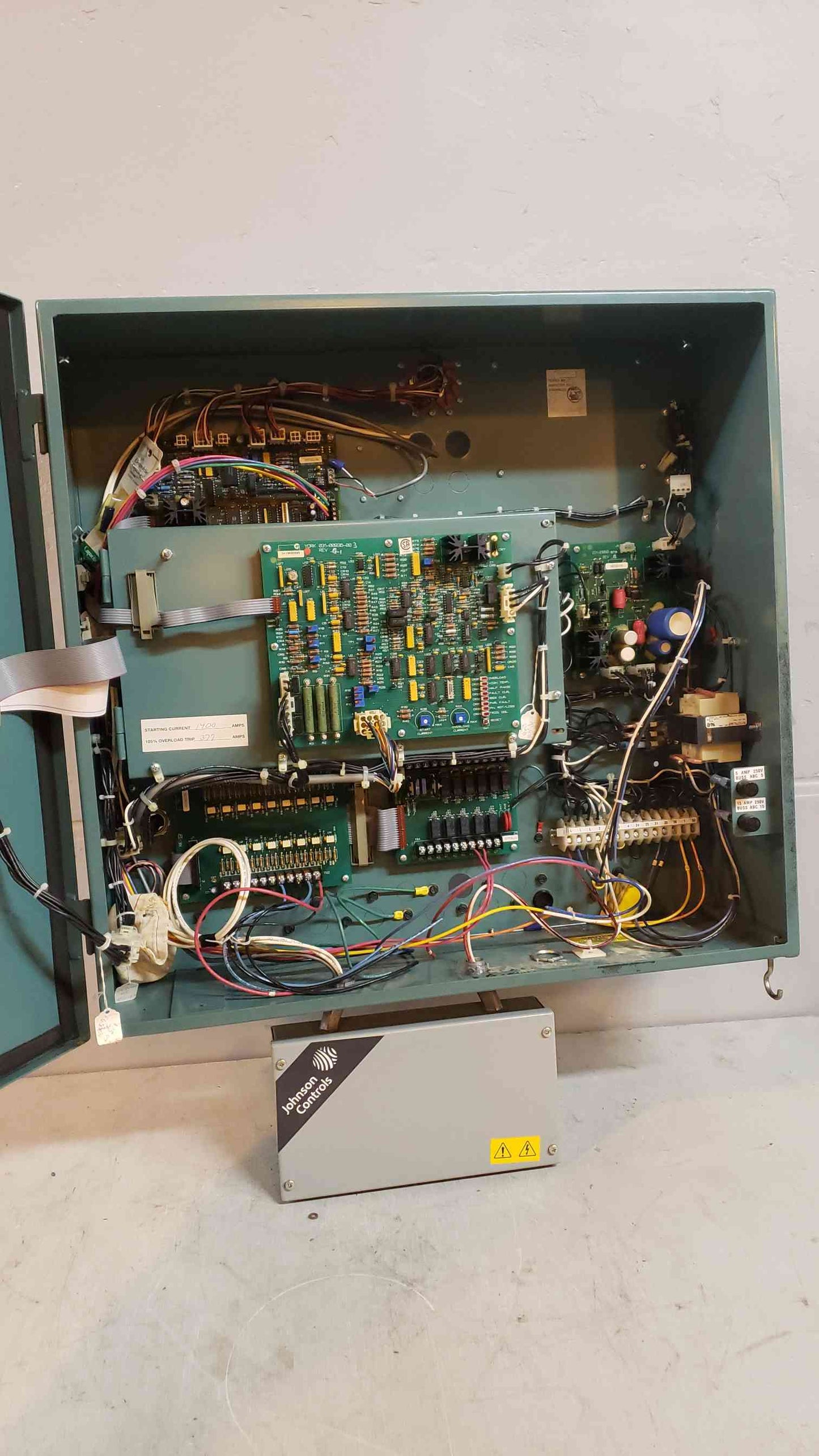 York Millennium Liquid Chilling System 1PH 115V 15A 381G(103260)
