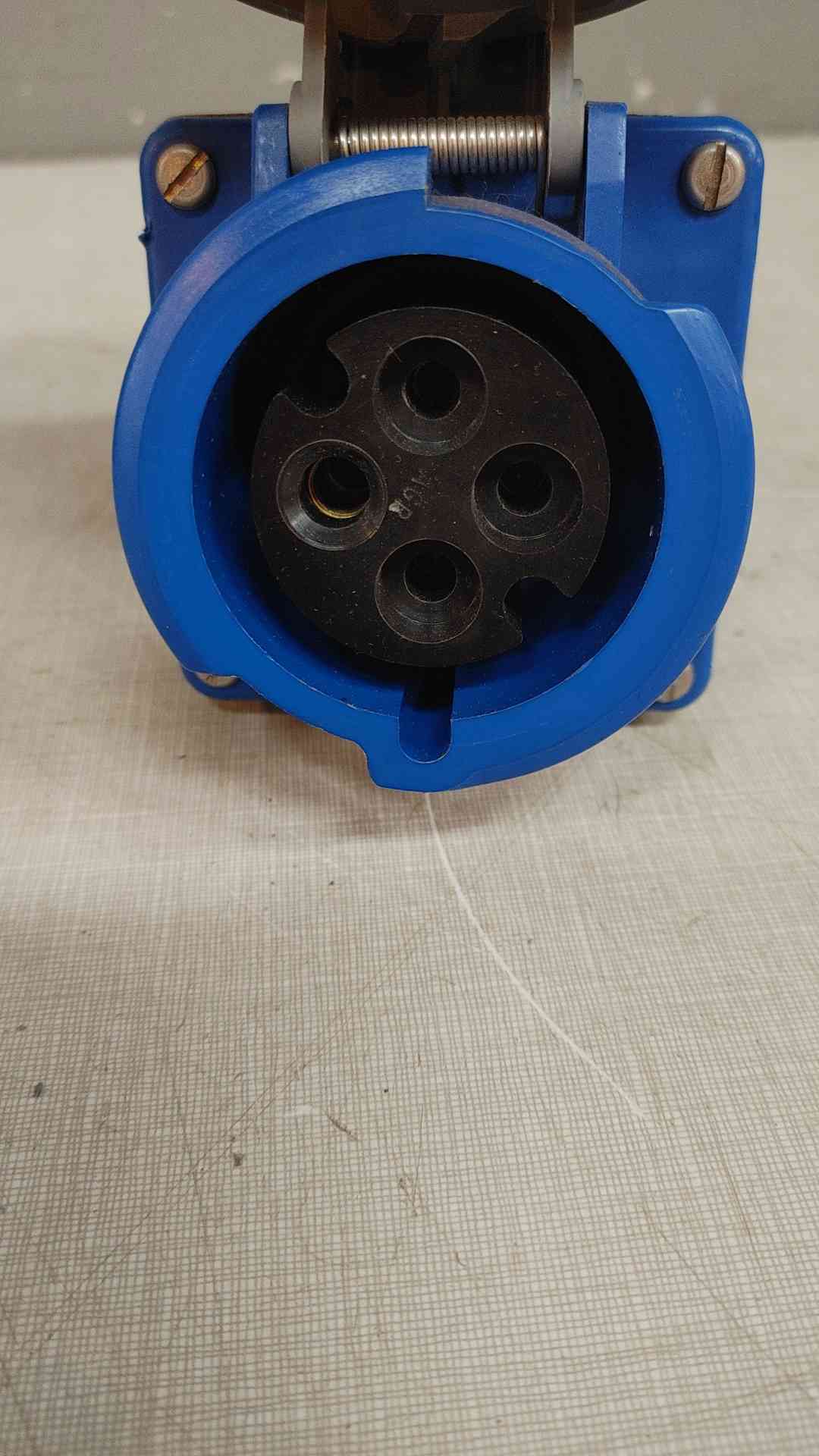 *Pickup Only* Lot of 2 Hubbell Plug Receptacle P-5791-129 9h-357(103330)