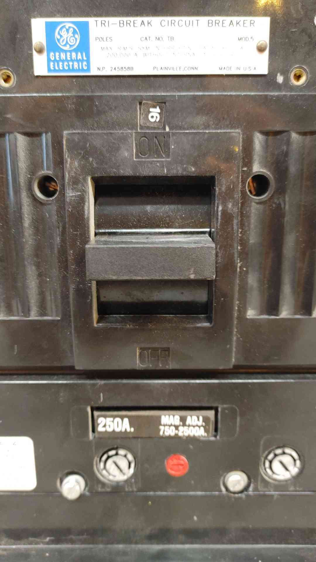 GE 250A TriBreak Circuit Breaker 3 Pole TB43F(103408)