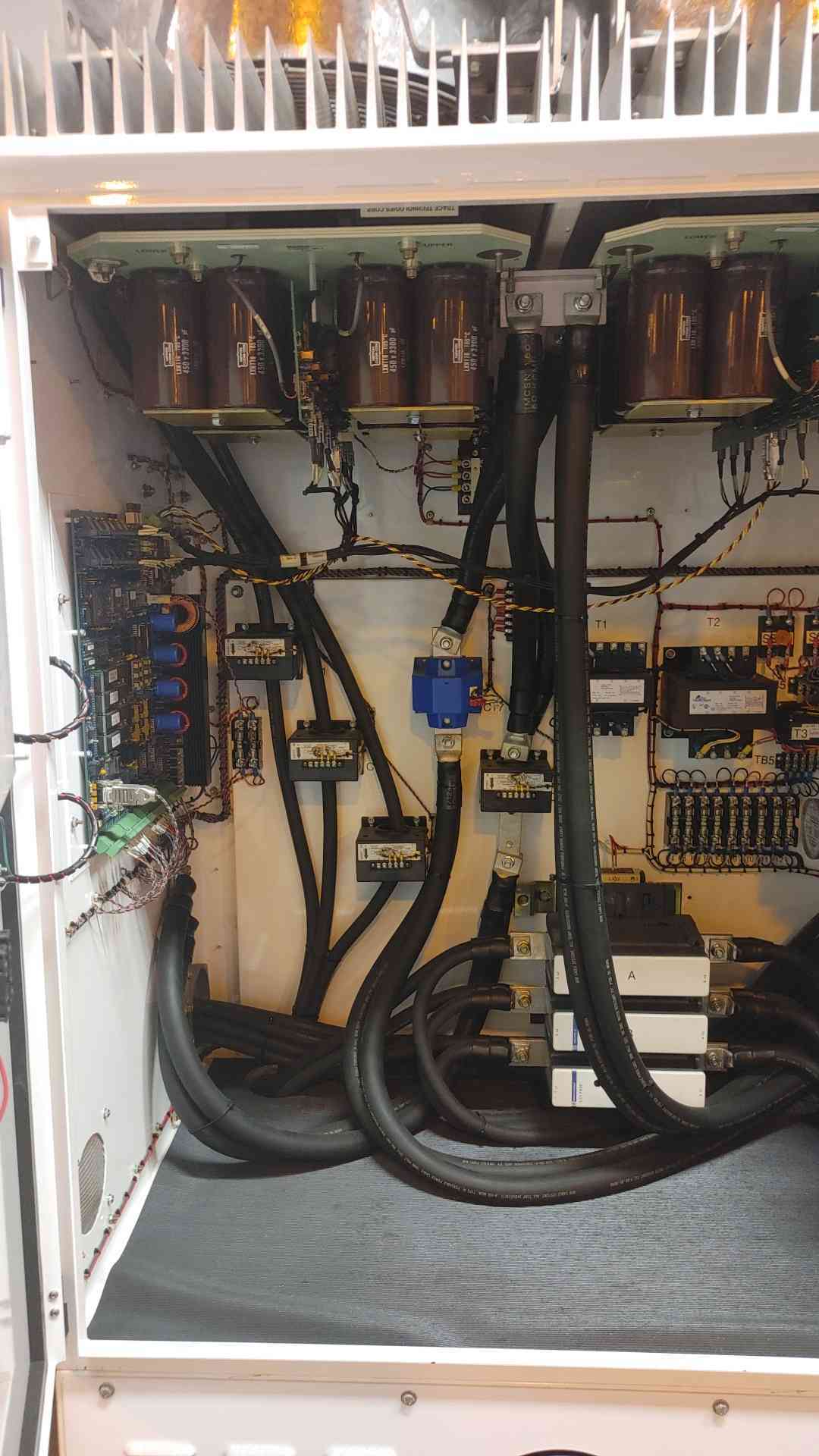 Trace Technologies Photovoltaic Inverter 225KVA 3PH 208VAC 234KW(103412)