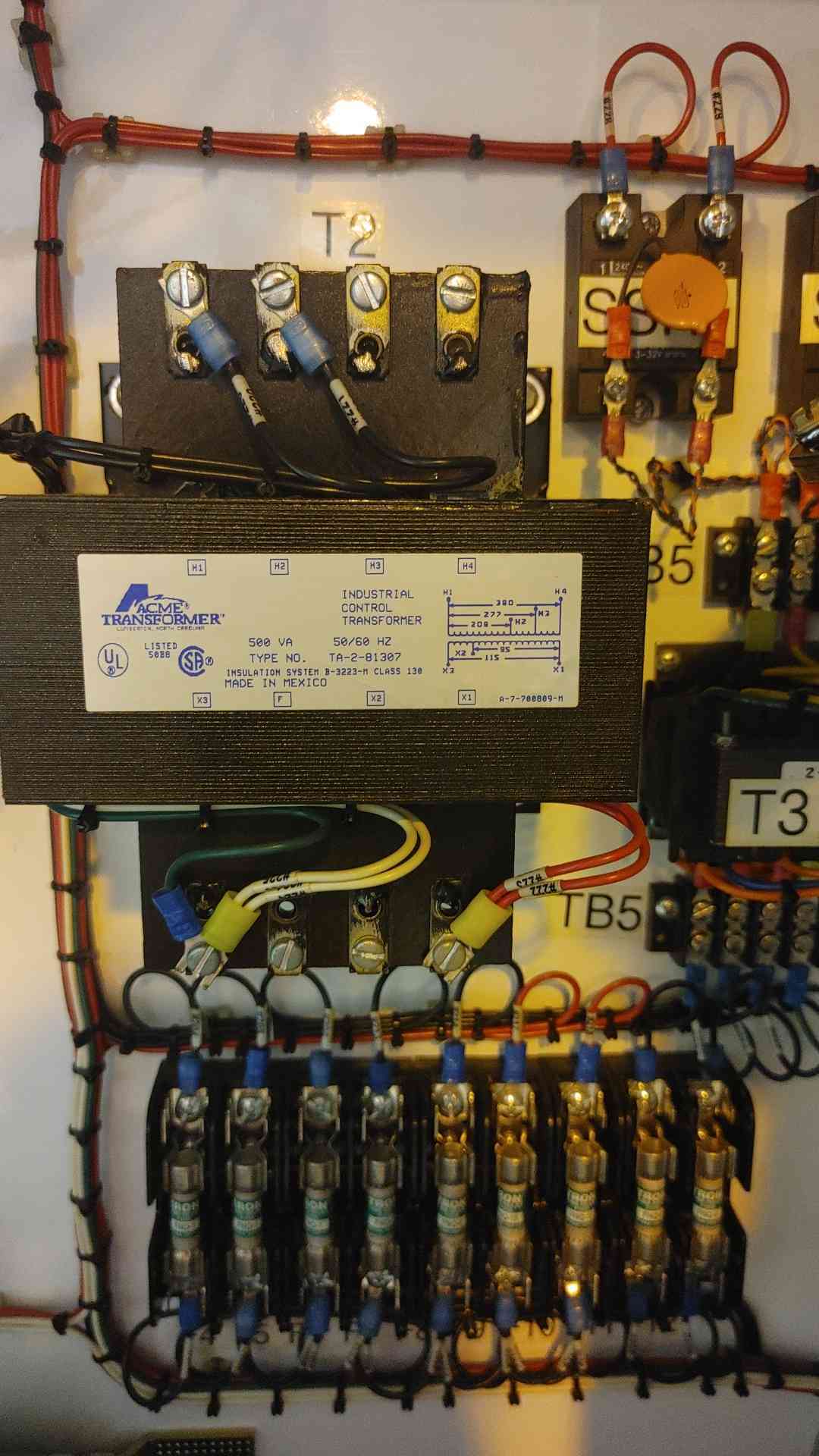 Trace Technologies Photovoltaic Inverter 225KVA 3PH 208VAC 234KW(103412)