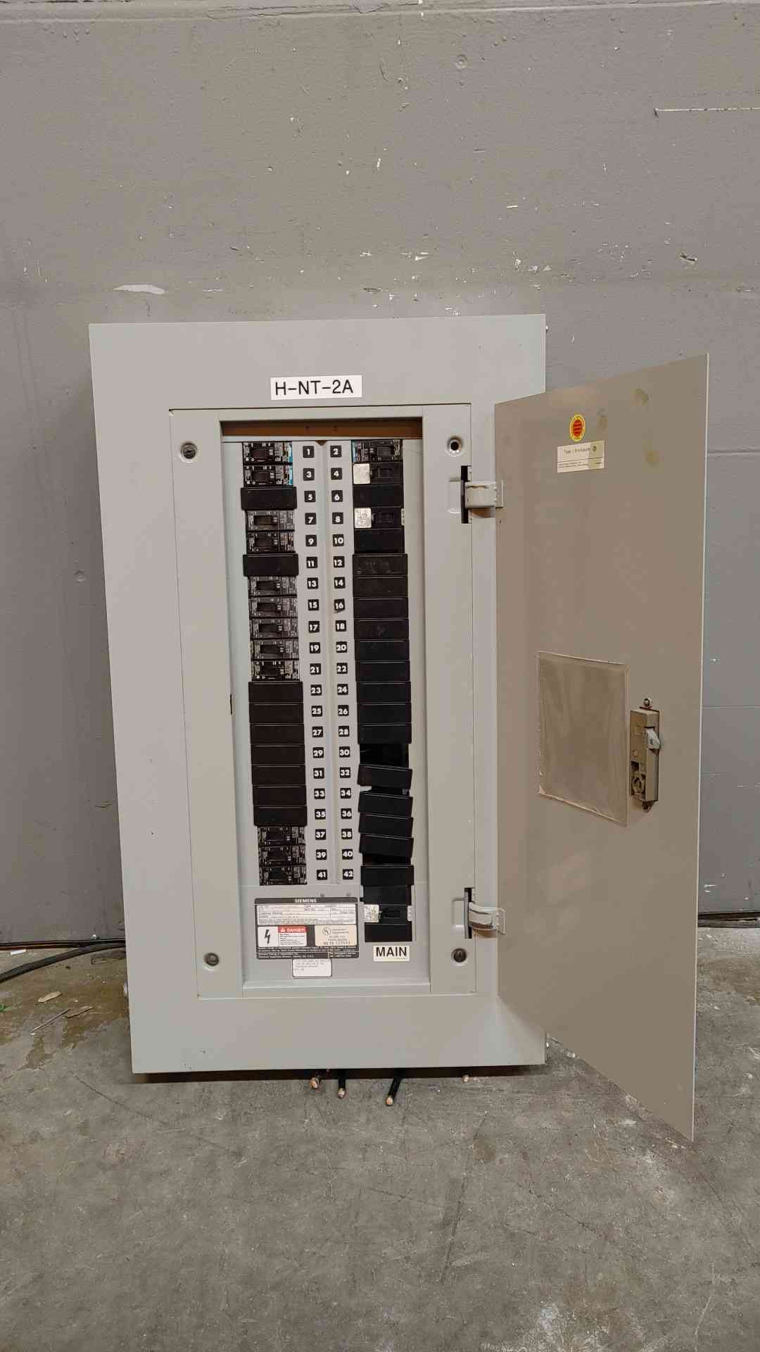 100A Siemens CTL Panelboard 480Y/277V 3PH 4 Wire S3E42BC100ABS BQD Breakers(103459)