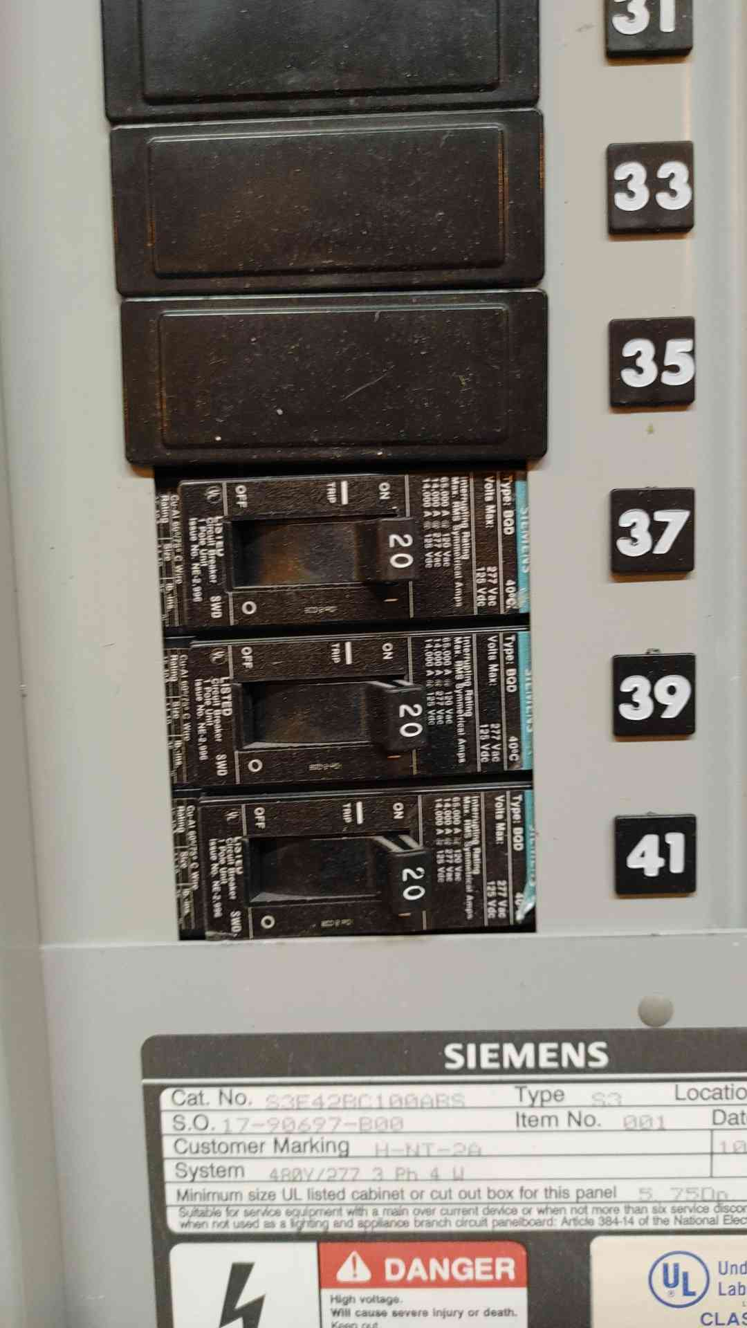100A Siemens CTL Panelboard 480Y/277V 3PH 4 Wire S3E42BC100ABS BQD Breakers(103459)