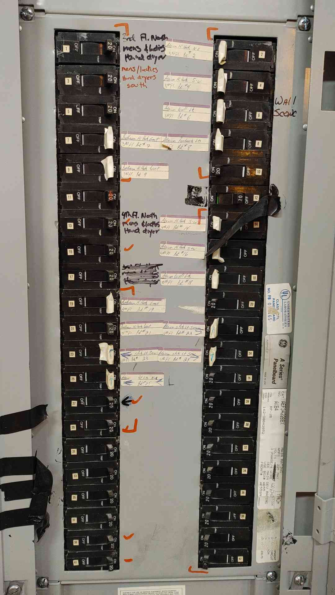 AF55SN GE A Series Panelboard 120/240V 225A 3PH 4W w/ Main(103441)