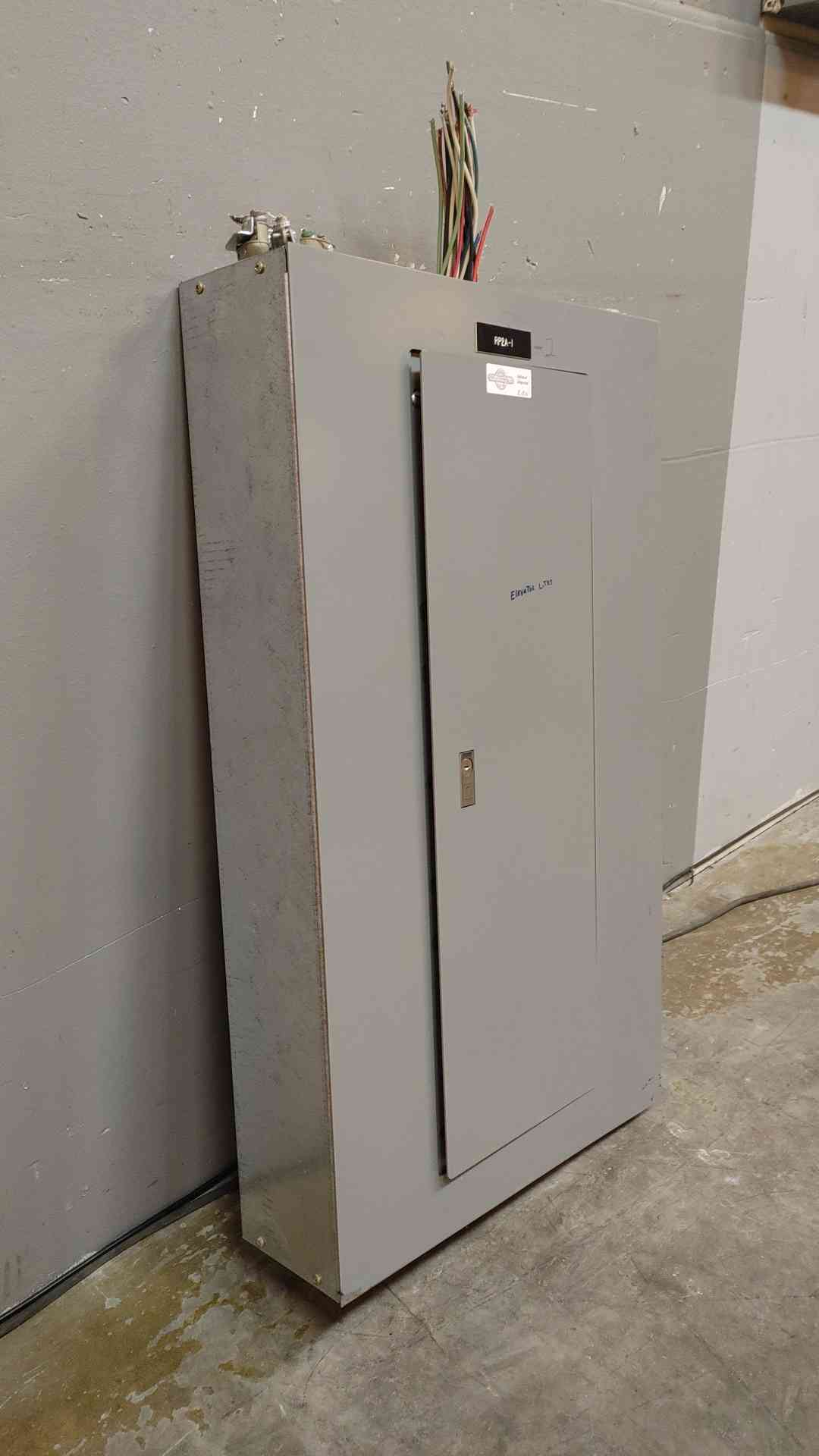 225A Square D NQOD Panelboard 208Y/120V 3PH 4 Wire NQOD442L225CU(103472)