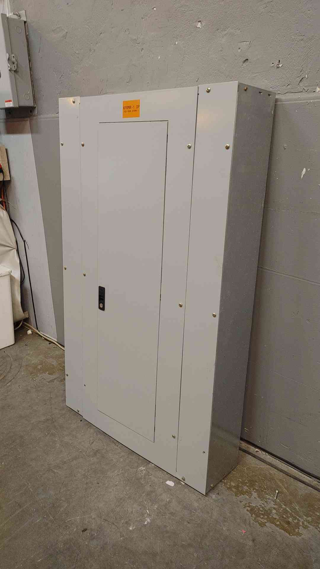 GE A Series 2 Breaker Panelboard AF49SW with 2 SGHA36AT0400(103658)