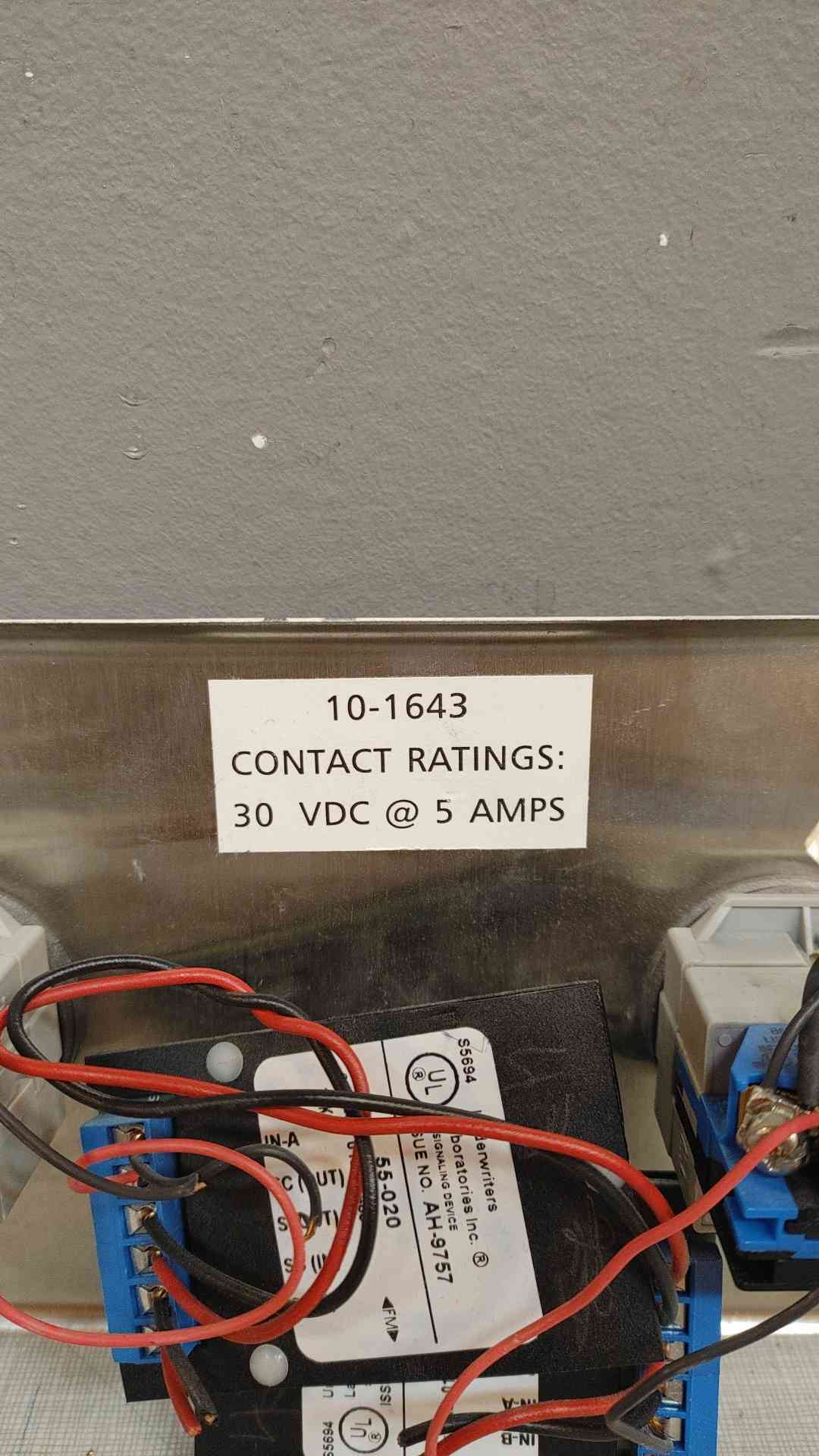 Fike Signaling Device 30VDC 5A 06680(103668)