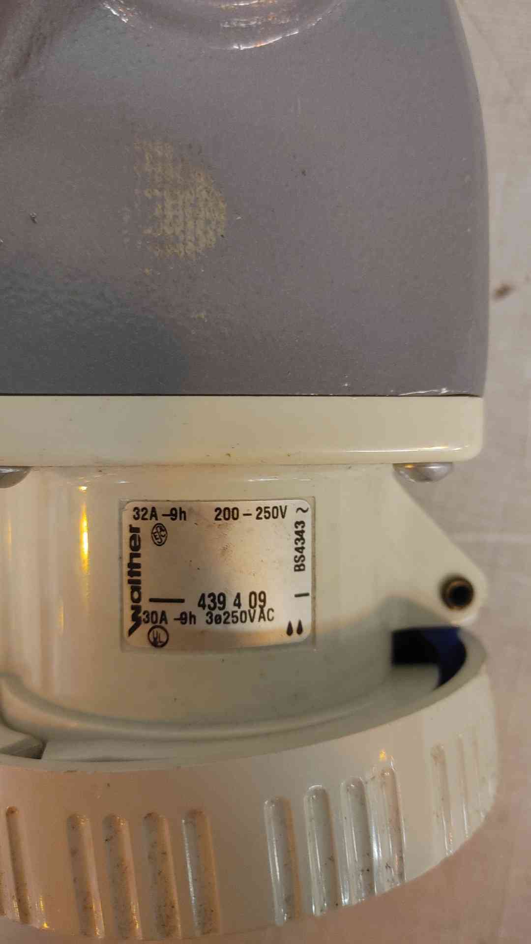 *Pickup Only* Walther Plug Receptacle 250VAC 30A 3PH BS4343(103685)