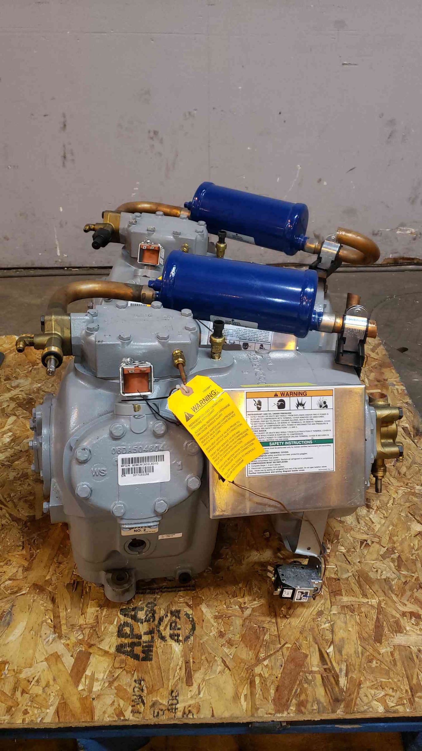 Carlyle Air Compressor 3 Head 06DF3282BA3660 460V 50Hz/60Hz