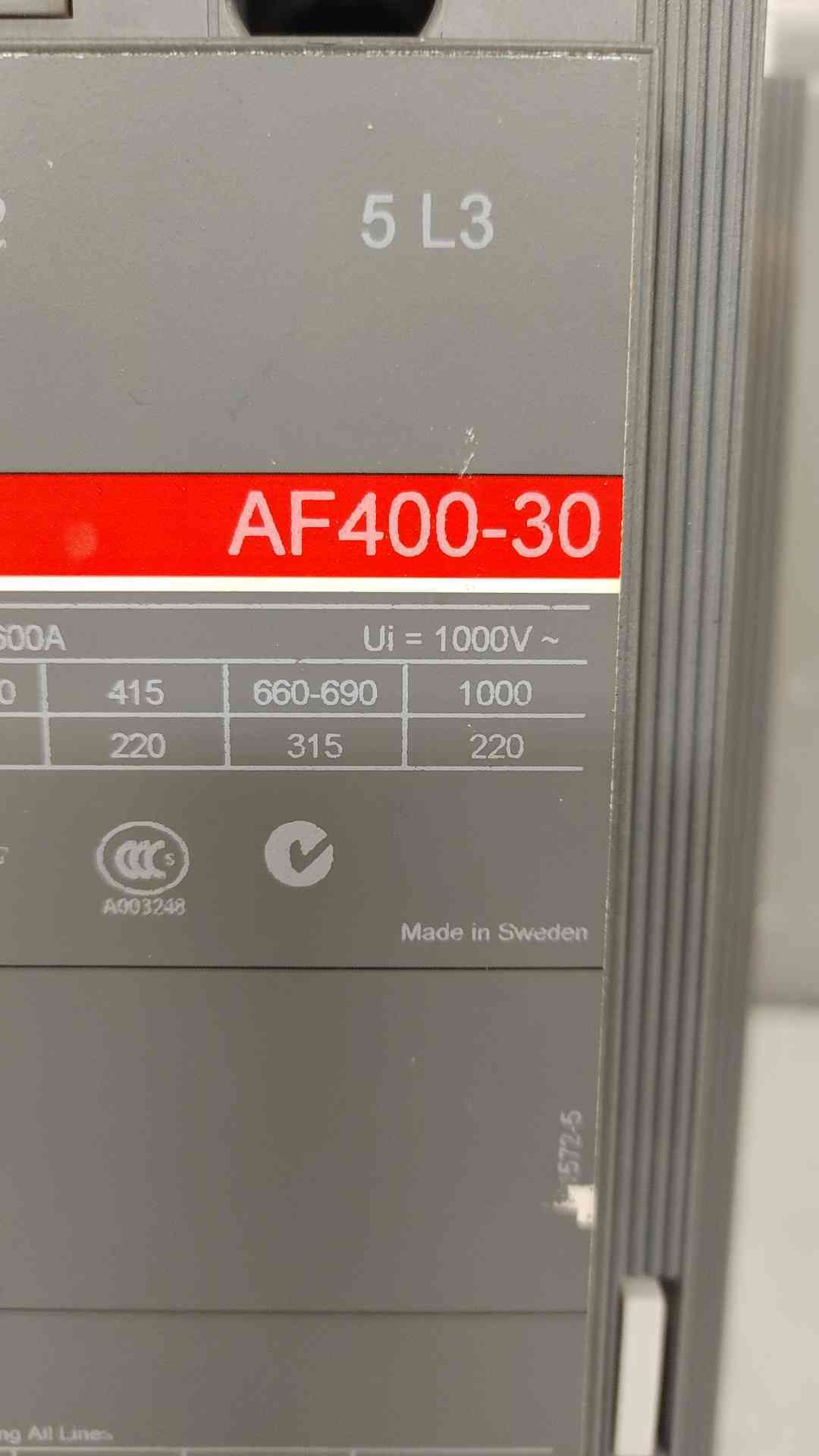 ABB Contactor 600A 100-250V AF400-30(104044)