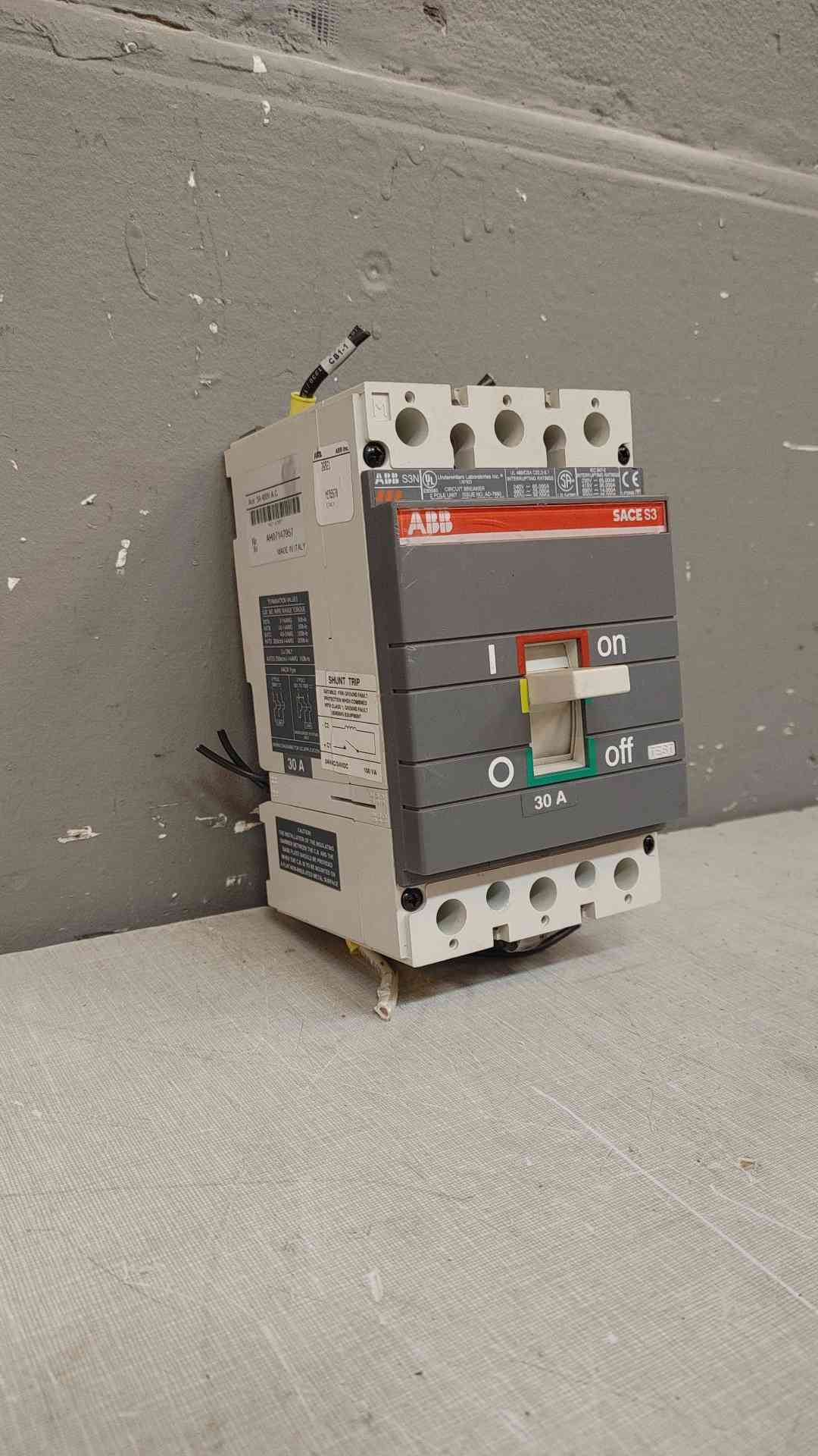 ABB Circuit Breaker 2 Pole 30A 400VAC S3N(104045)