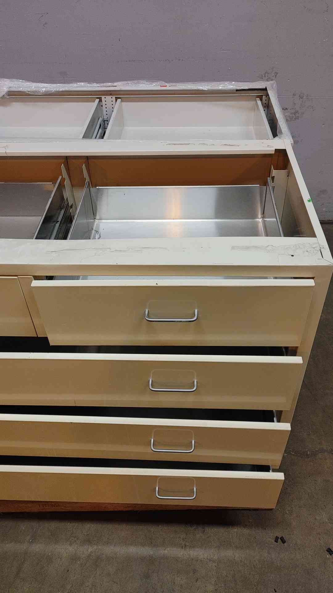 4' Jamestown Drawers Only Casework(104078)