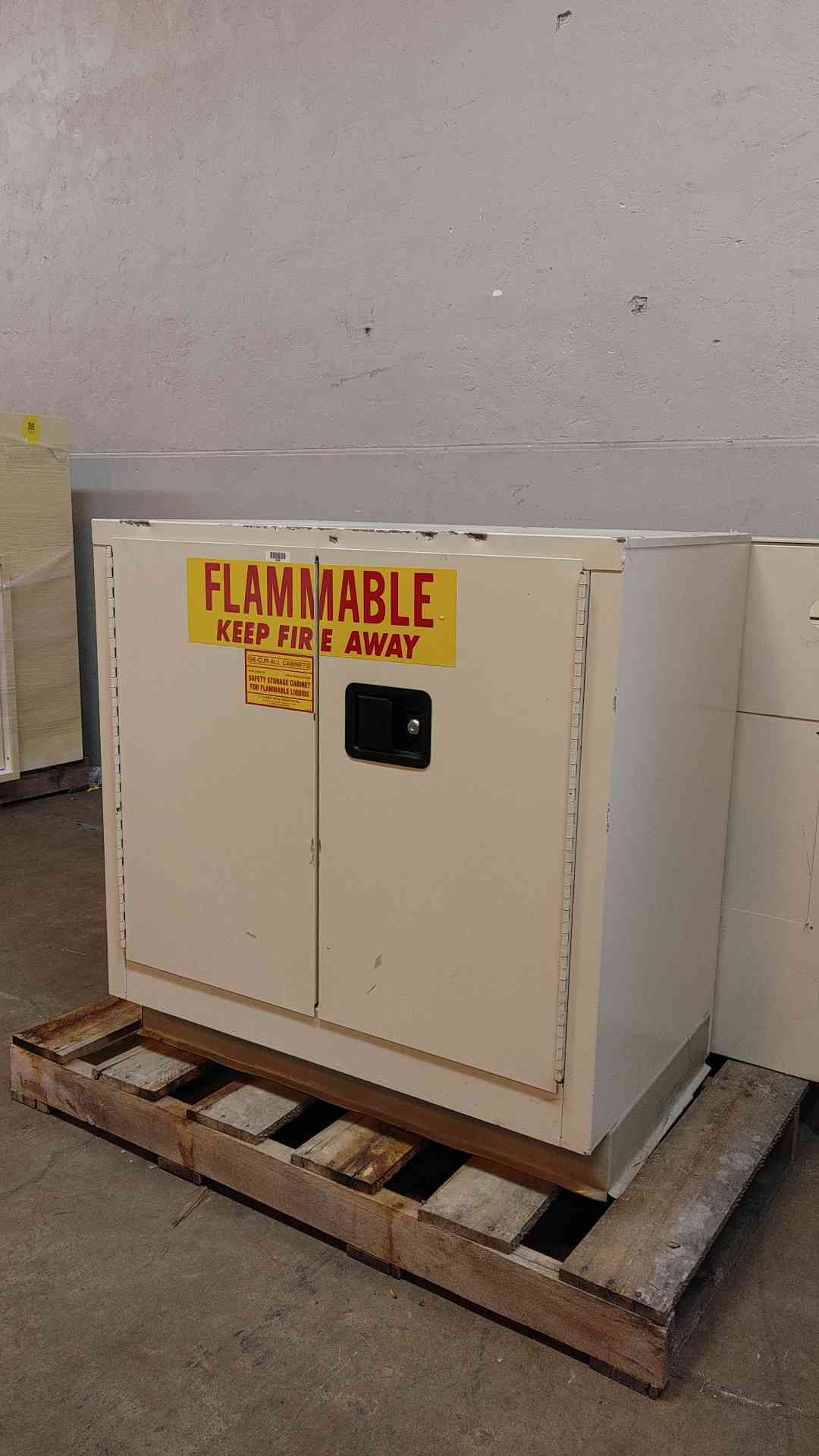 Flammable 3' Casework Metal Cabinet(104089)