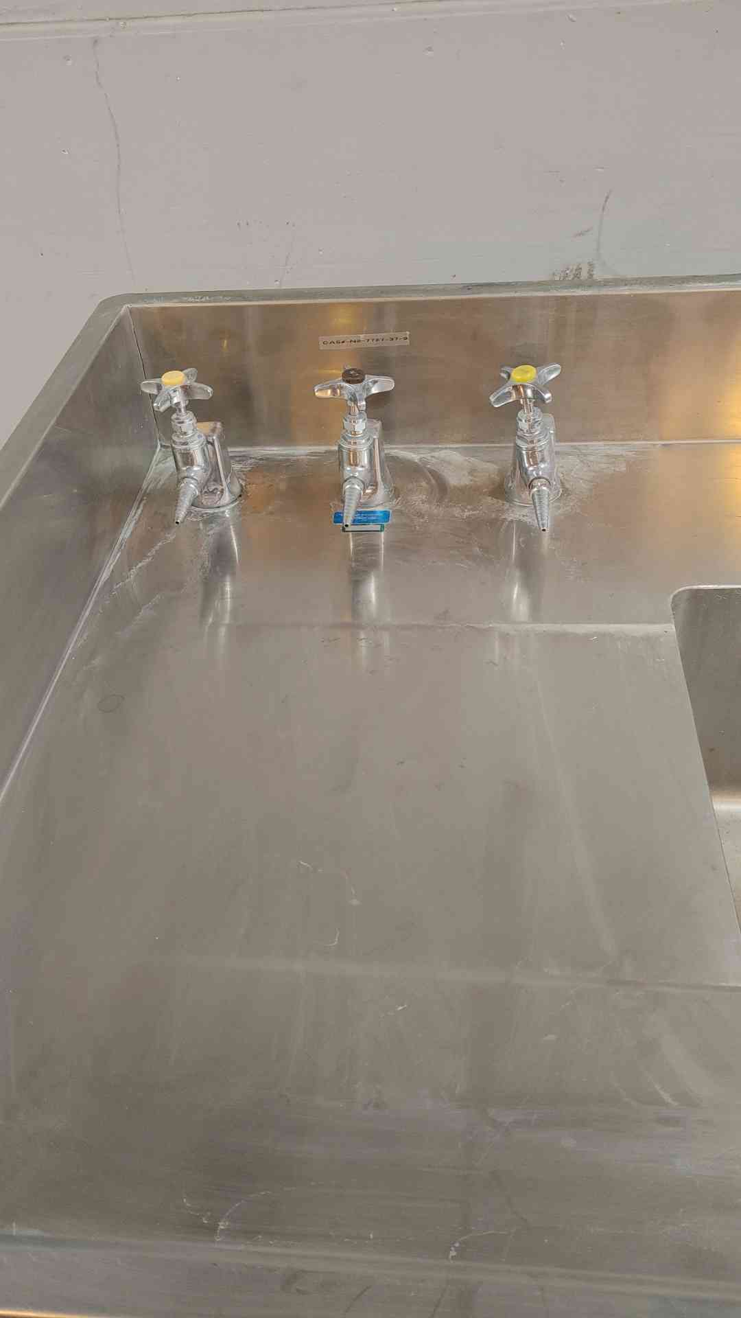4' Duralab Stainless Steel Sink Bundle Metal Lab Casework (104189)(104189)