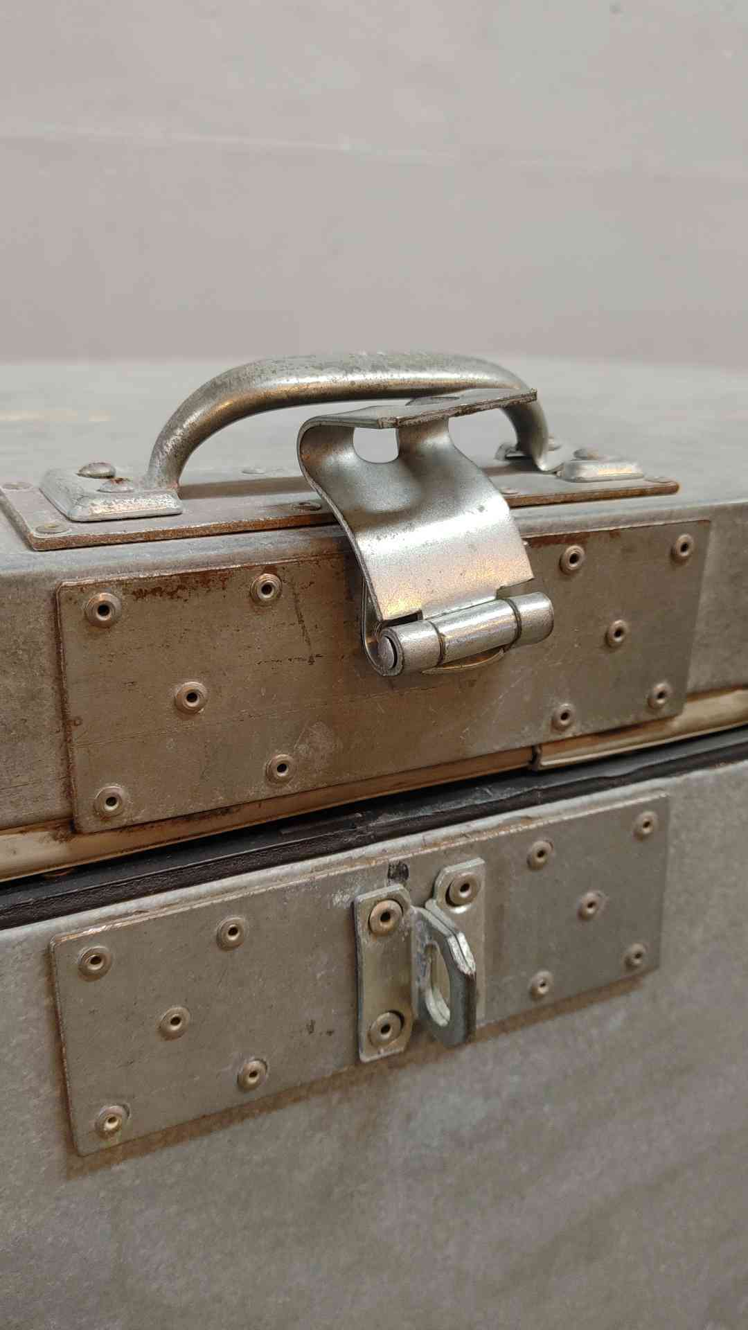 C. Nelson MFG. Dry Ice Storage Chest (104204(104204)