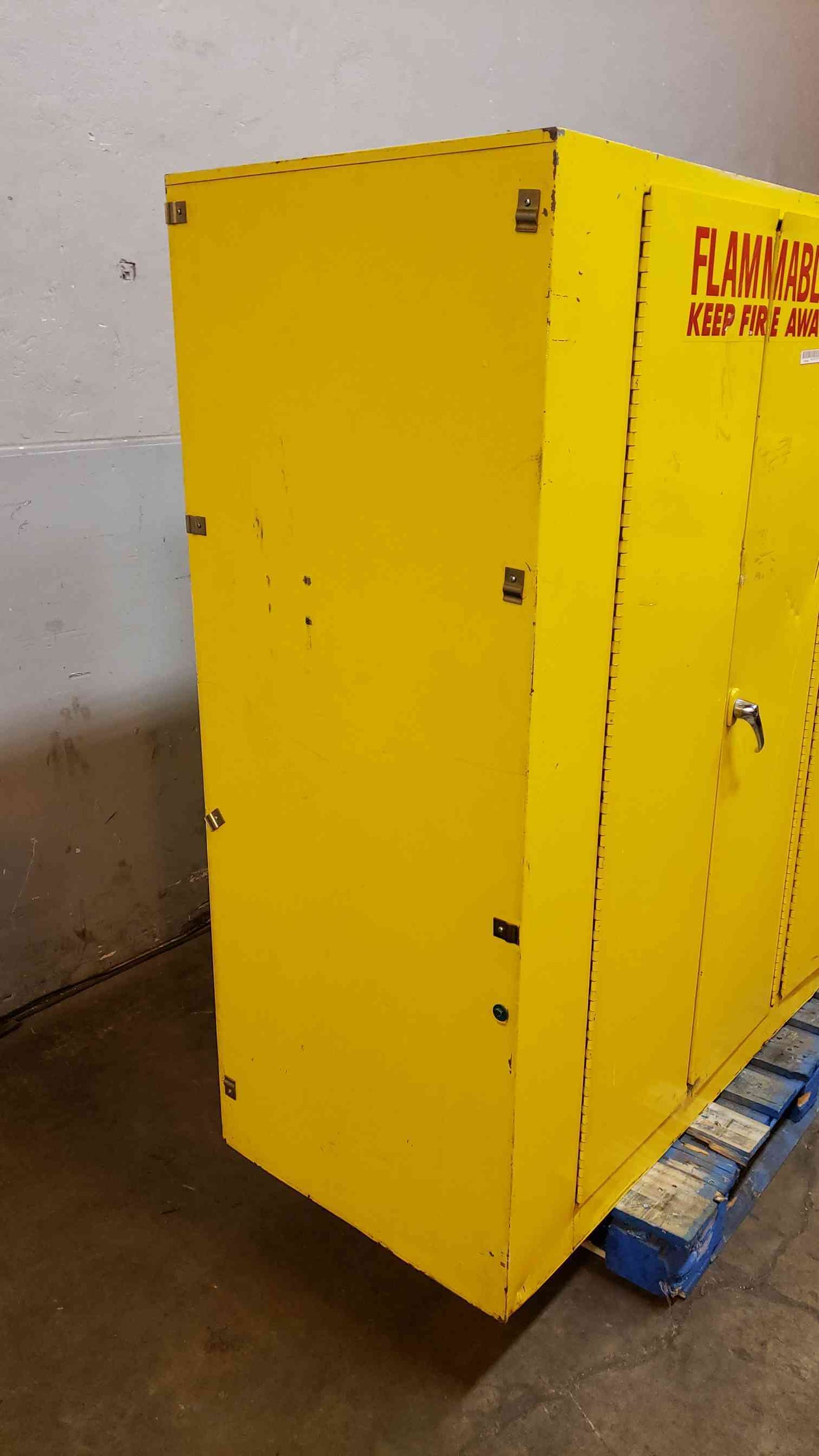 6'x2'x5' Dual Flammable Cabinet 4 Door Front/Back(S6LLST2398)