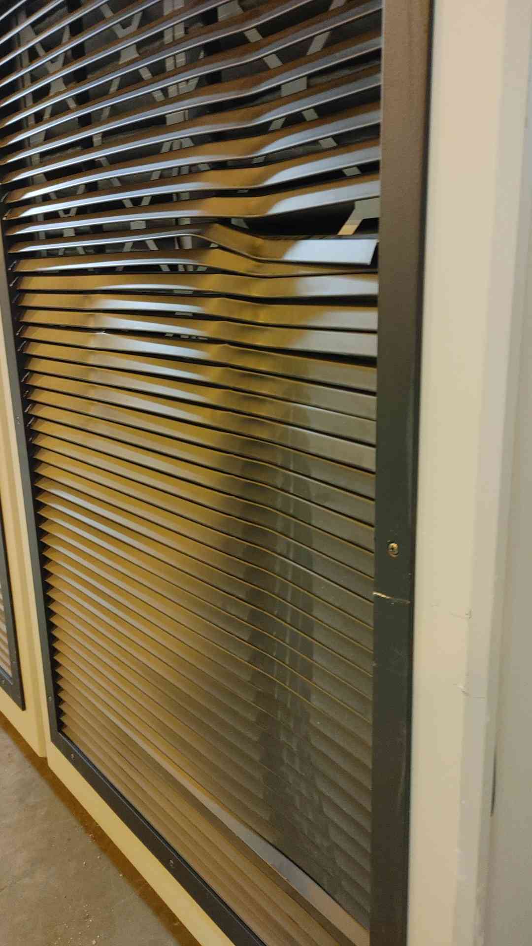 Liebert VS CRAC Upflow Glycol 460V 3PH VS053K DA0EI063S(104536)