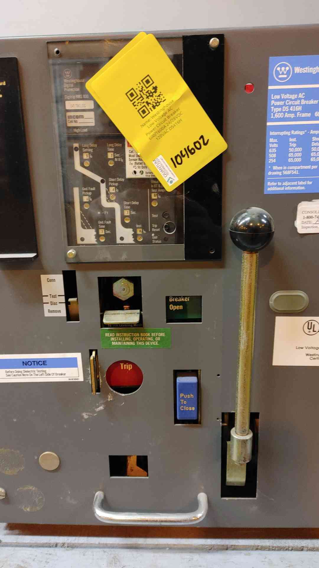 Westinghouse LV Circuit Breaker 600/1600A 120VAC DS416H(104602)