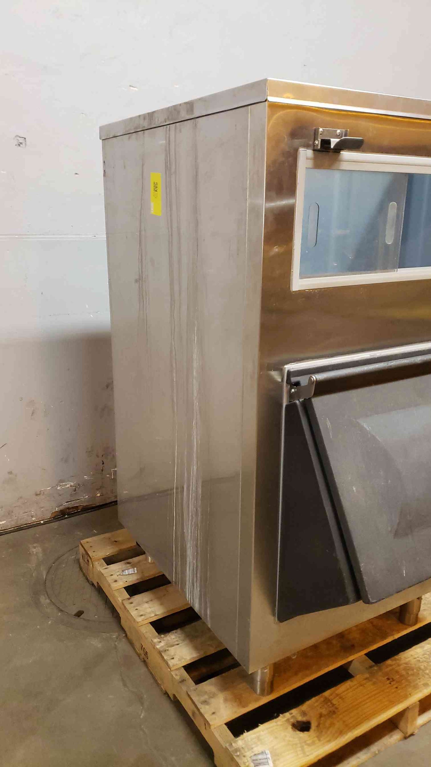 Manitowoc Stainless Steel Ice Maker B750 Ice Holder (SKU: 106861)