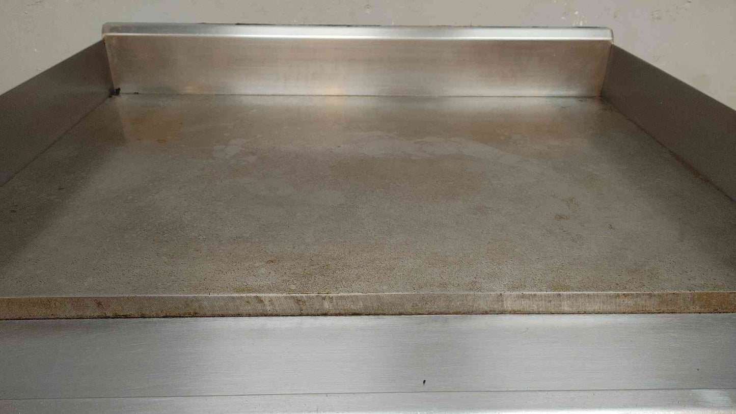 Southbend HDG-36 36" Natural Gas Countertop Griddle - 90,000 BTU