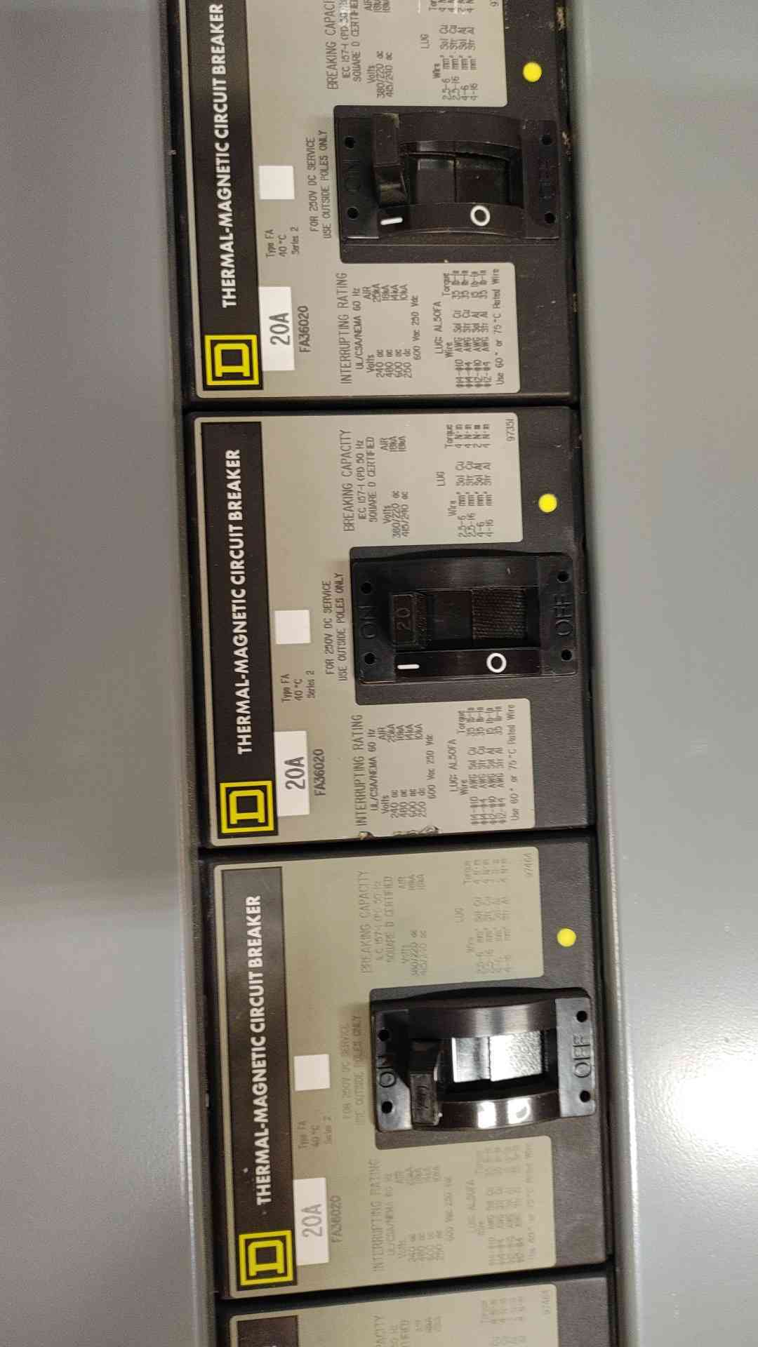 Square D I-Line Panelboard 500A 480Y/277V 3PH 4W 15 Breakers