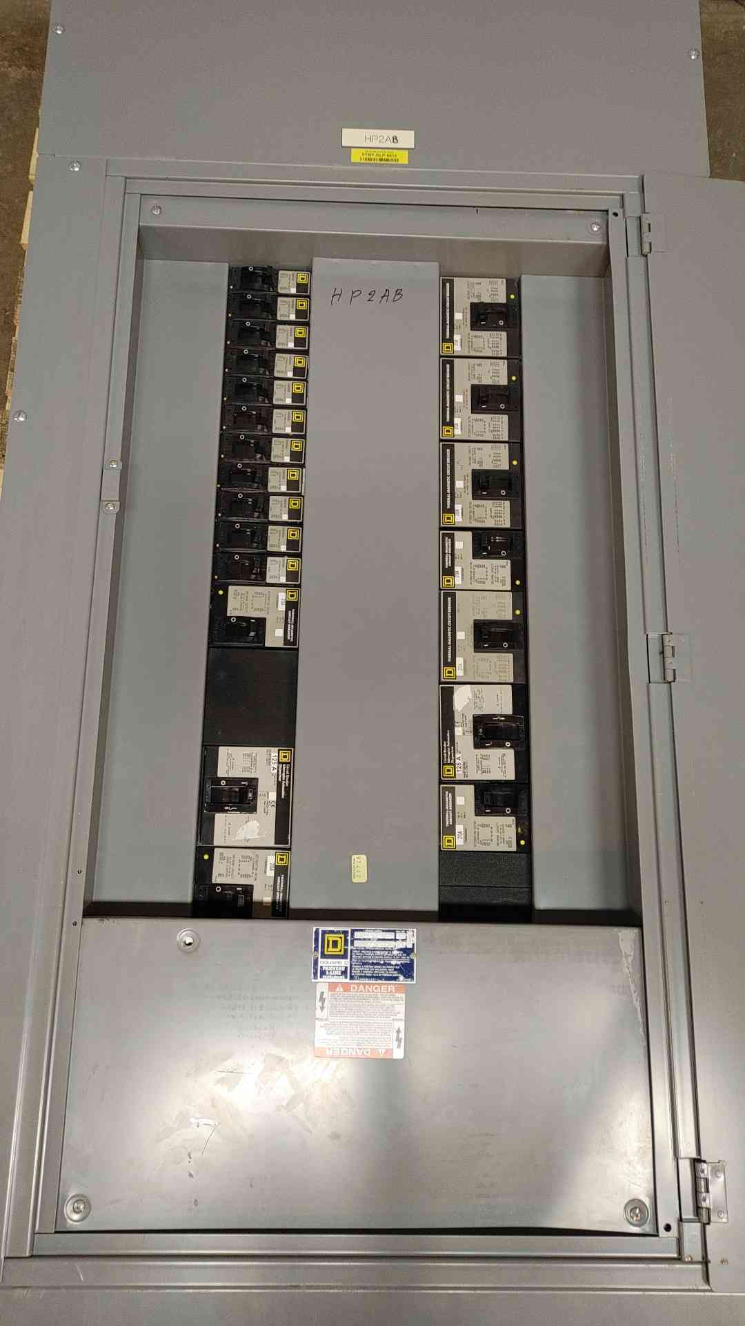 Square D I-Line Breaker Panelboard 600A 480Y/277V 3PH 4W 21 Breakers
