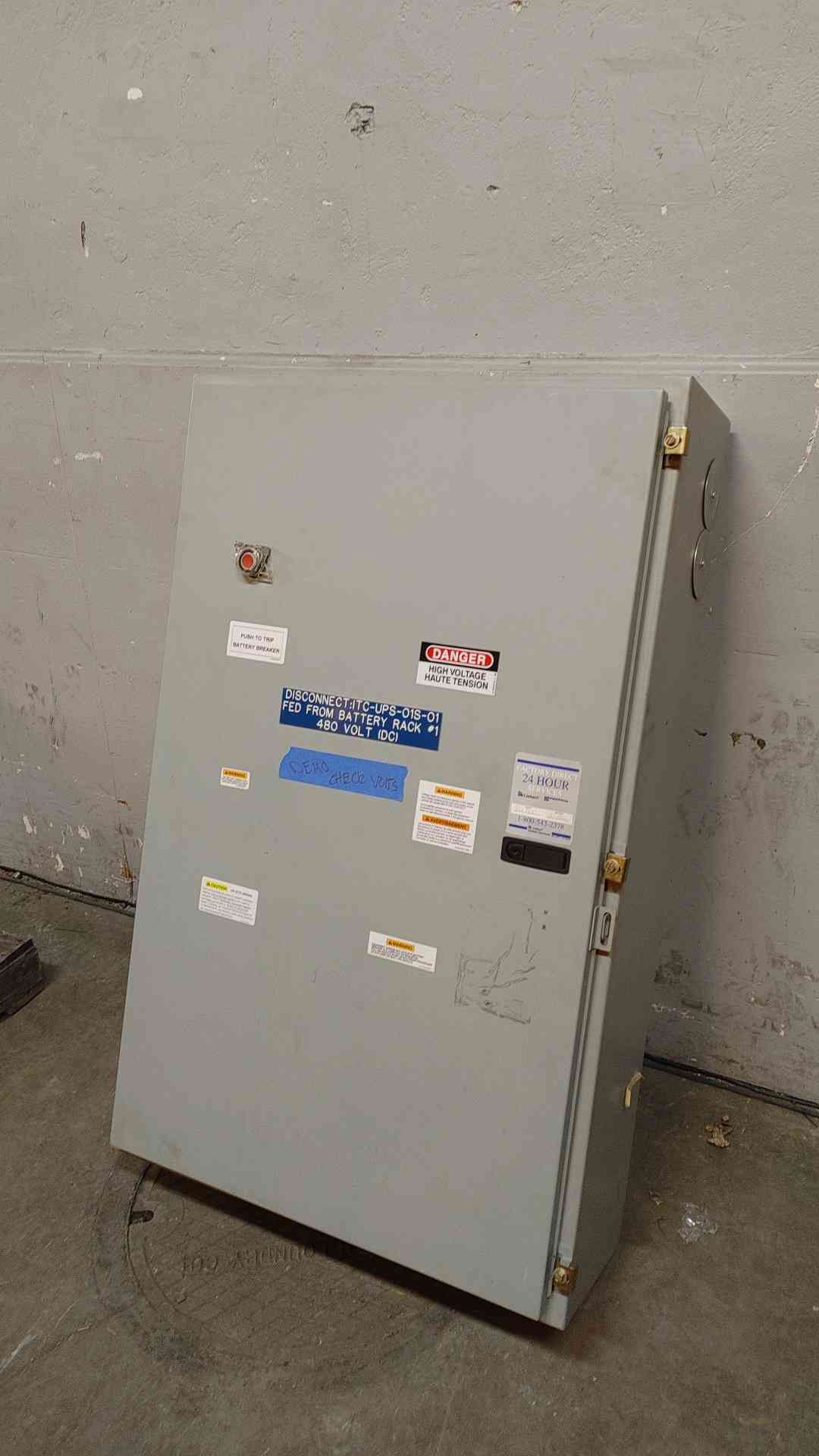 Square D Double Throw Breaker Cabinet MHL36600 600A x2