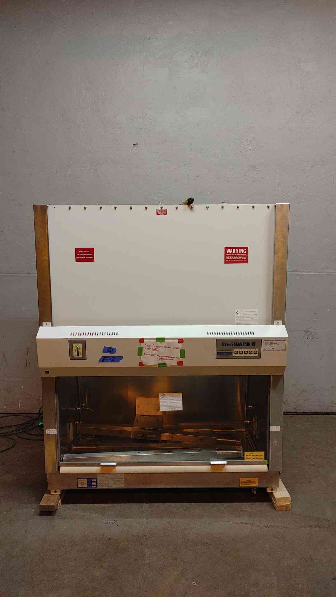 The Baker Company SterilGard 2 Fume Hood 115V SG400 No Filter