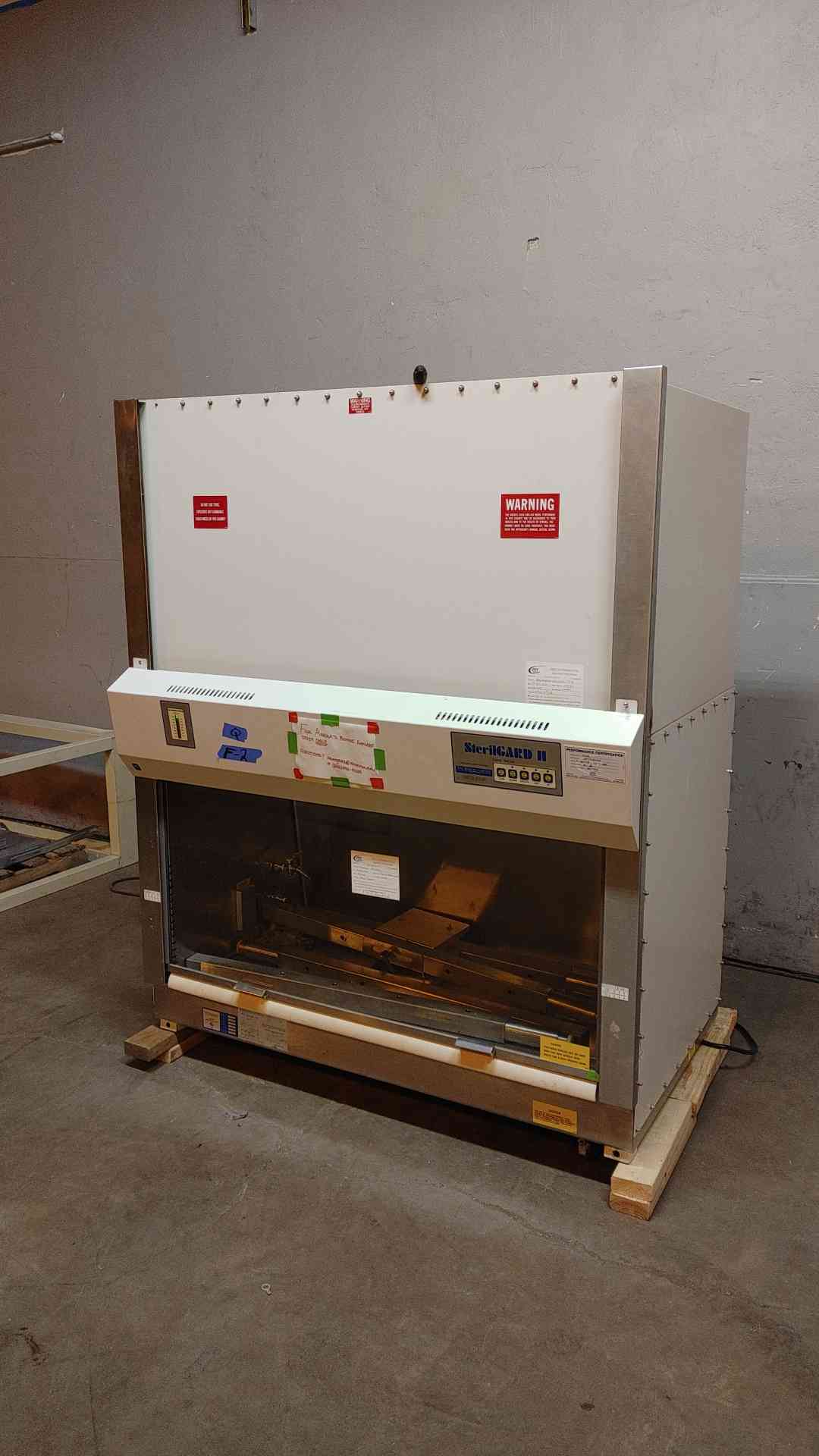 The Baker Company SterilGard 2 Fume Hood 115V SG400 No Filter