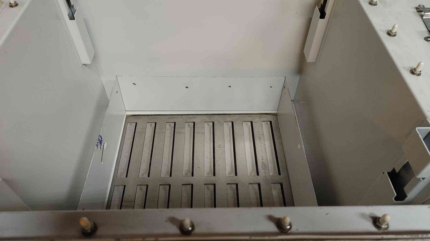 The Baker Company SterilGard 2 Fume Hood 115V SG400 No Filter