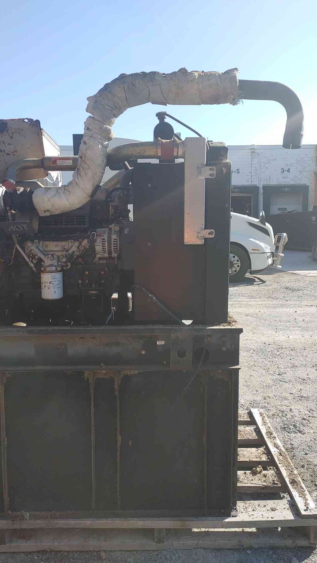 60KW Generac Mitsubishi 3.9L Diesel Generator 1PH 123 Hrs TESTED