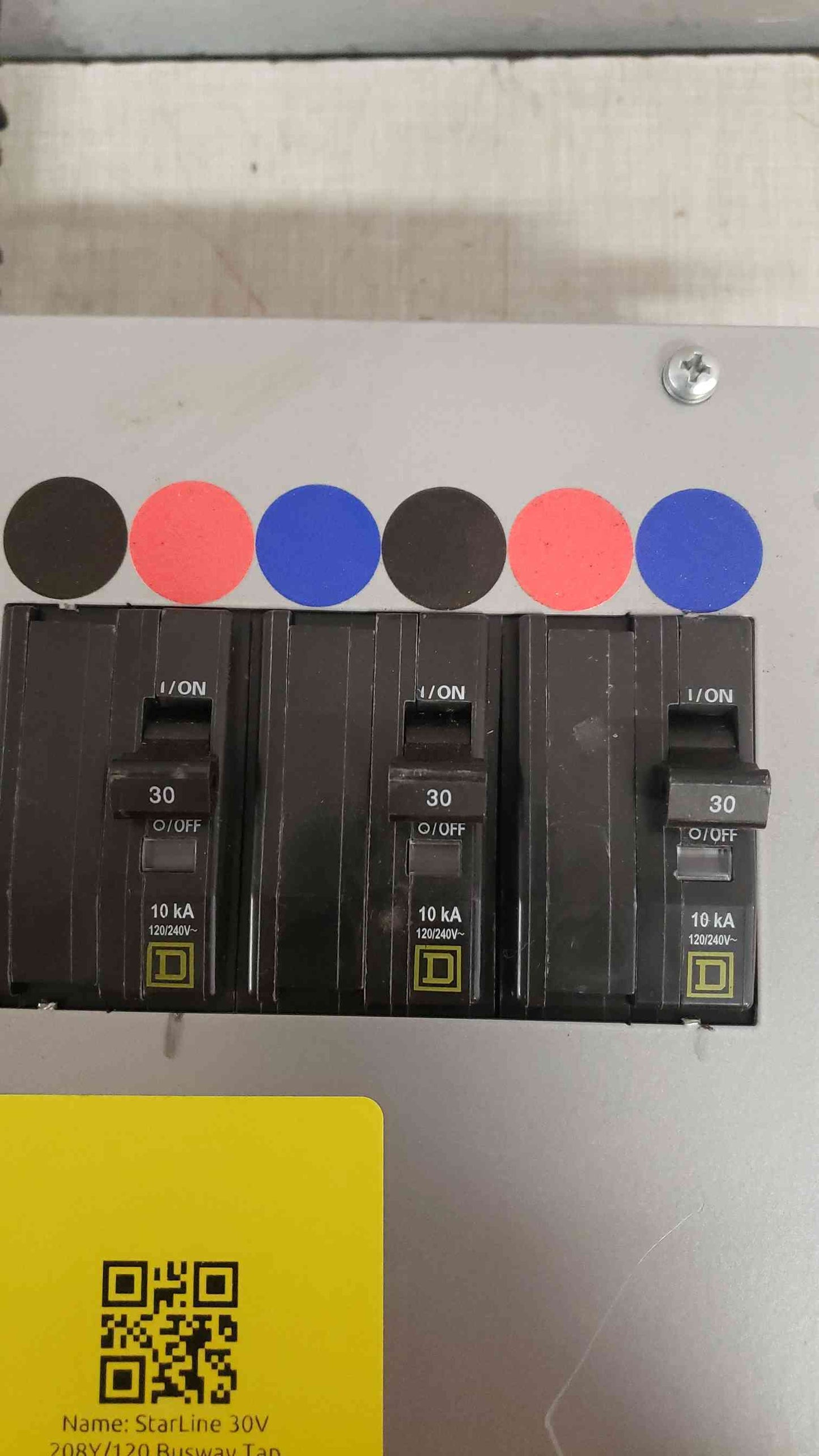*Pickup Only* StarLine 30V 208Y/120 Busway Tap Box CBMDC225GE28-3'-(3)L630C-4 (SKU: 108164)
