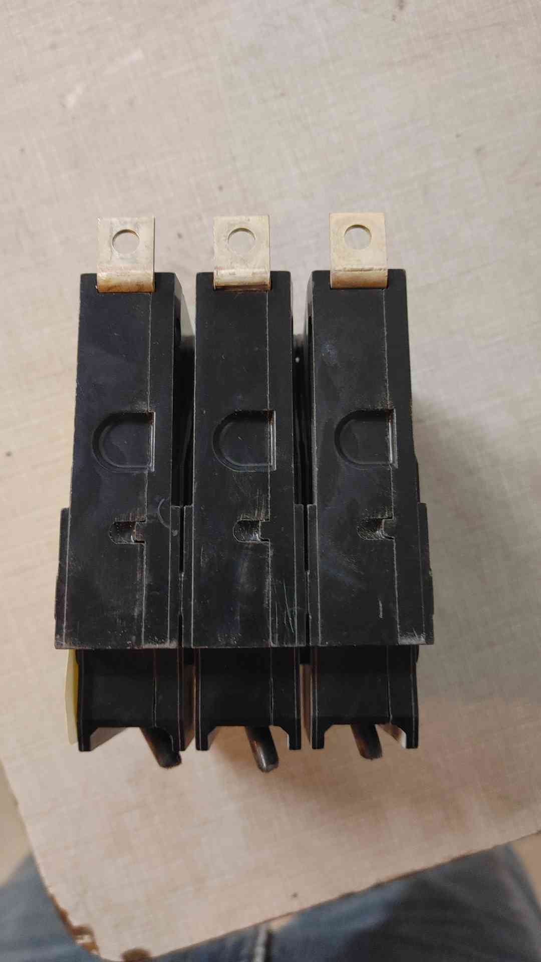 Siemens 40 Amp 3 Pole Type BQD 480Y/277
