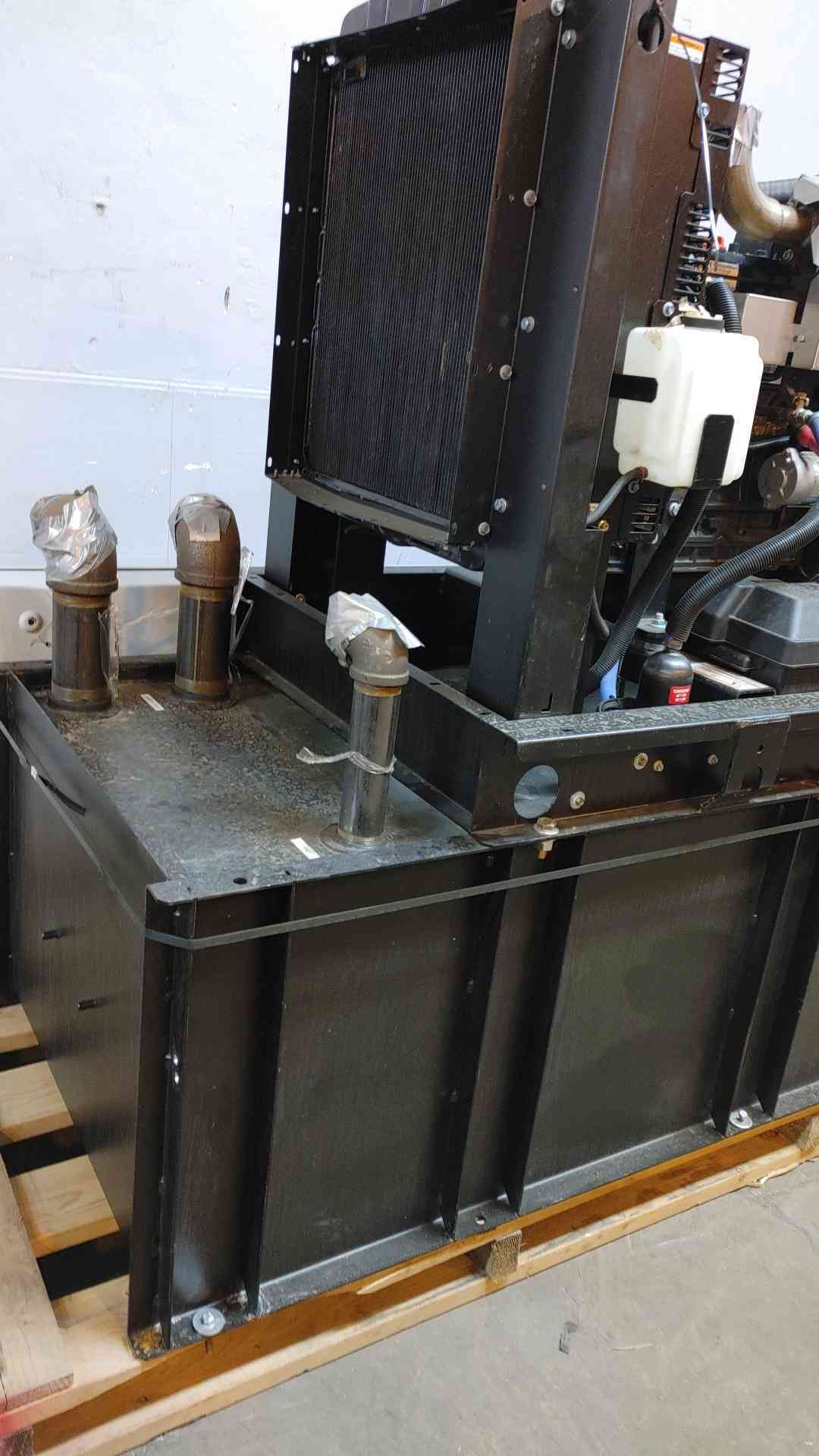30KW Generac Diesel Generator 1PH 2Hrs 2015 LOAD TESTED (SKU: 108591)