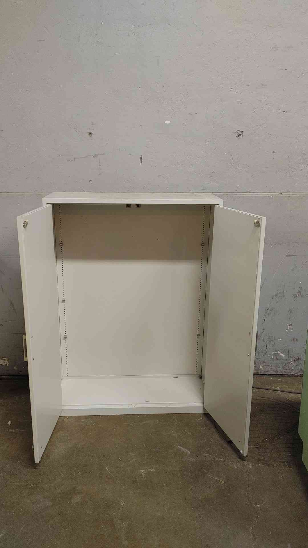 Hamilton 3' Dual Metal Swinging Doors Overhead Cabinet (108652)