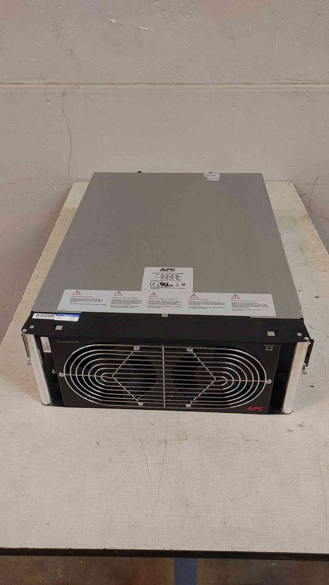 Schneider Electric Symmetra PX 25 Kw Power Module 480V 3 Phase (108739)