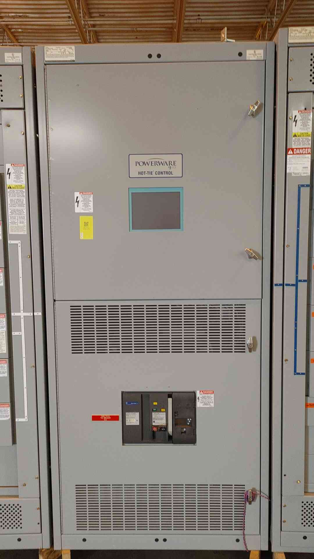 GE 8 Section Powerware Switchgear 3200A 4000A 3PH 480V 9 Mains, Tie, & Distribution (108470)