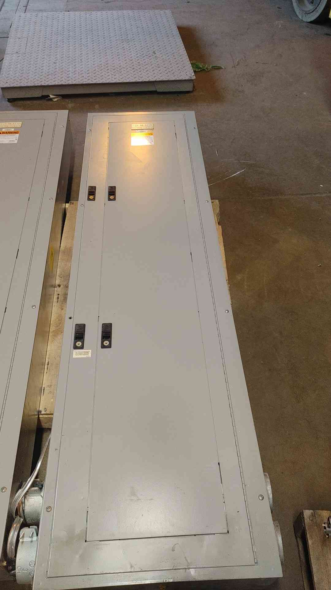 GE A Series 2 Panelboard ALF3424CTX 400 AMP 208/120v w/ Main (108920)