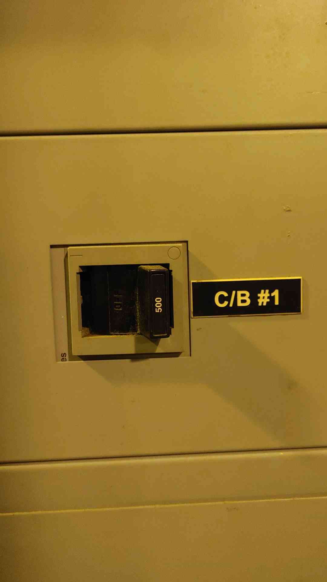 2000A Switchboard Cutler Hammer RGH-C RGH320033EC 208/120V S5 Series FC-III 2000A & 500A Breaker (108898)
