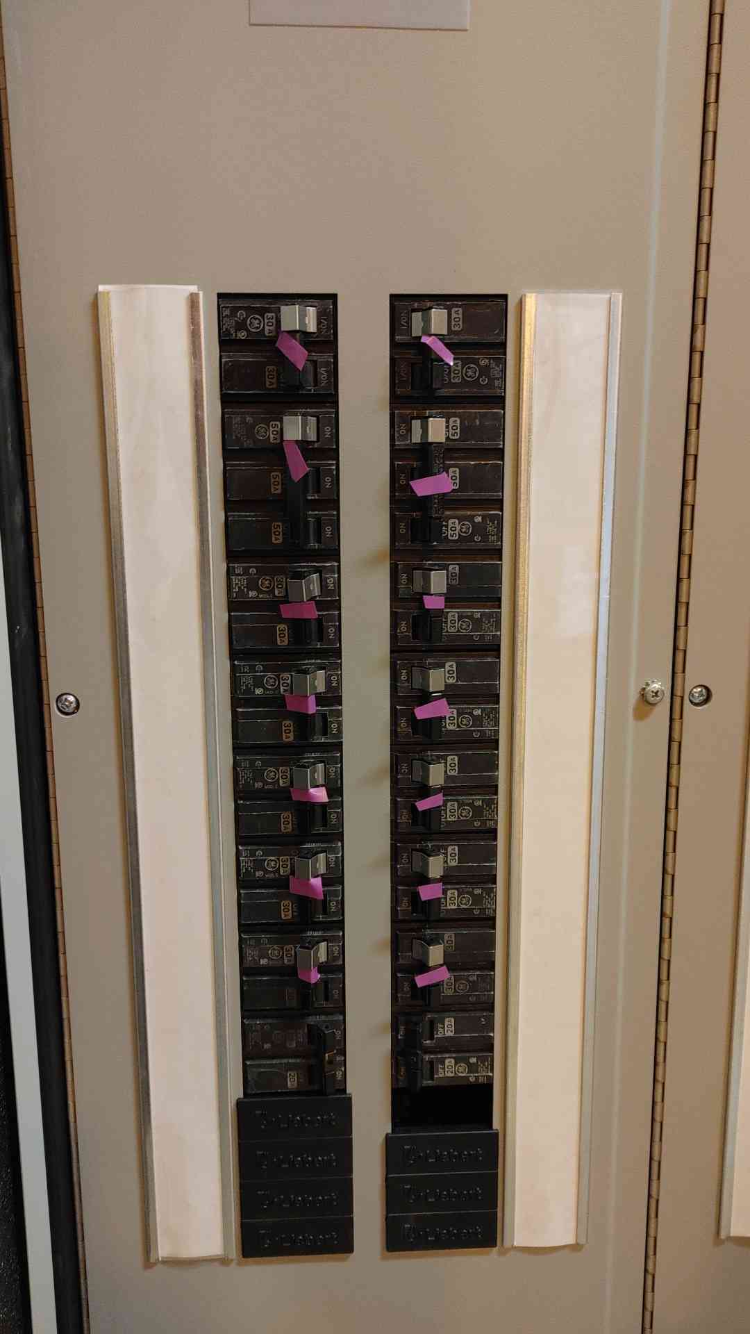 Liebert PDU PPA150 480V x 208/120VDC 3PH 4W PPA150C Power Distribution Unit (108249)