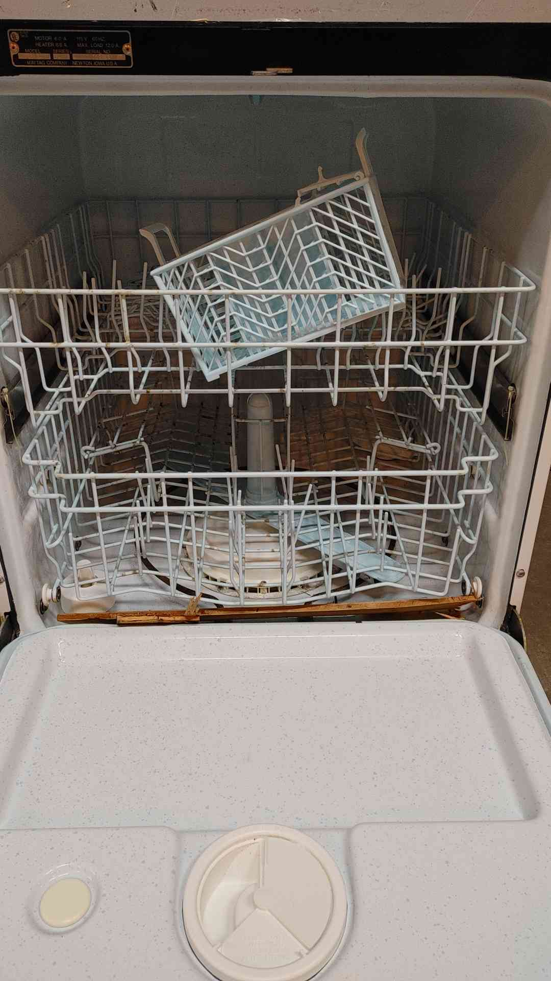 AS-IS *Pickup Only* Maytag Jetclean Dishwasher 115V WG264 (108952)