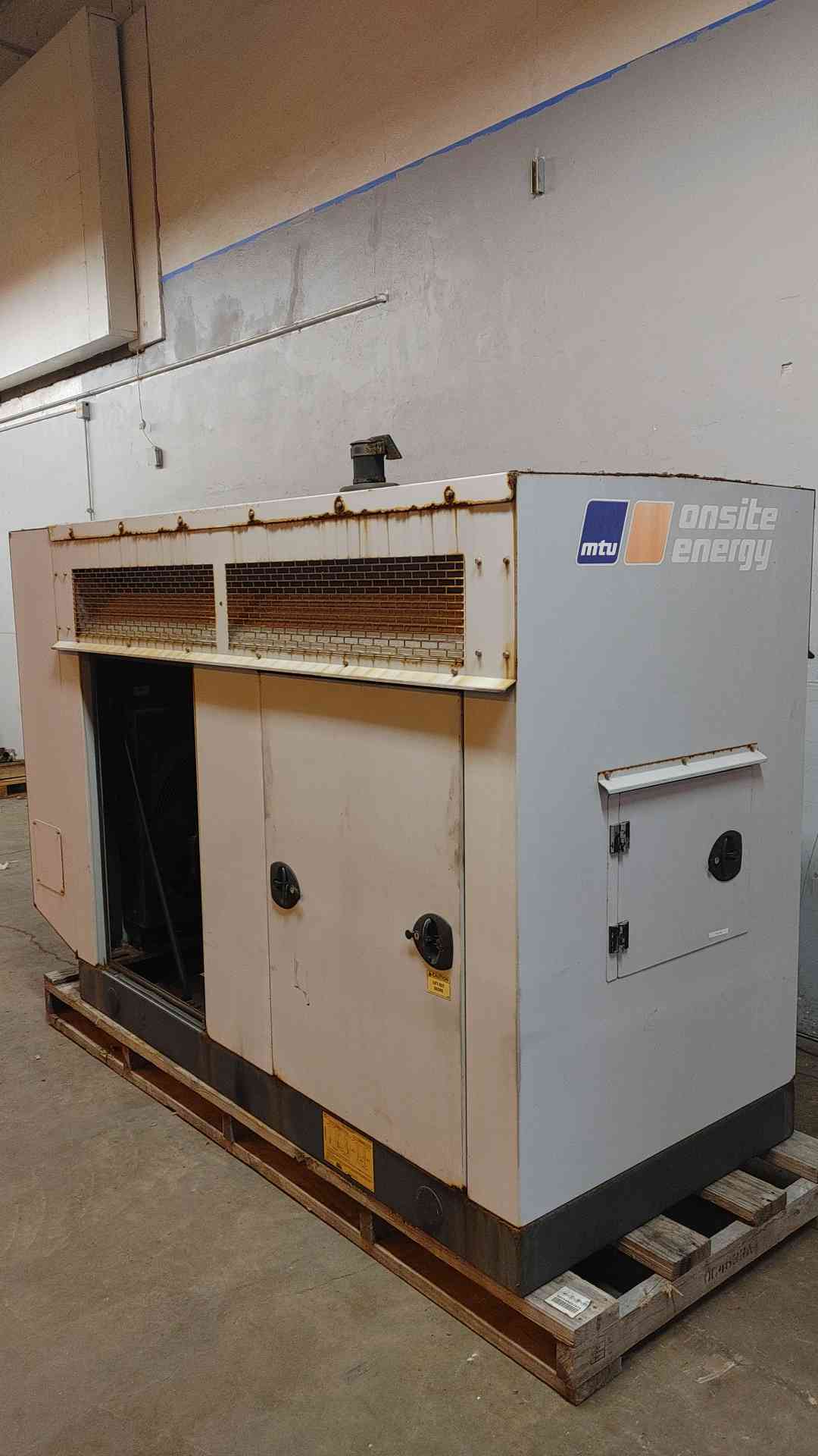 50KW MTU Onsite Generator 1&3PH John Deere 4045 Diesel 52Hrs TESTED (109015)