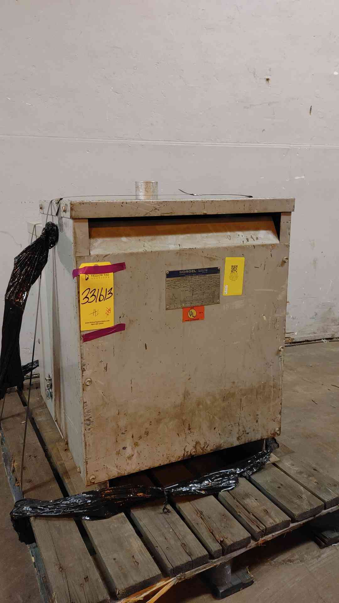 Square D Transformer 30KVA 3PH 480v x 208Y/120VAC 30T3H (109202)