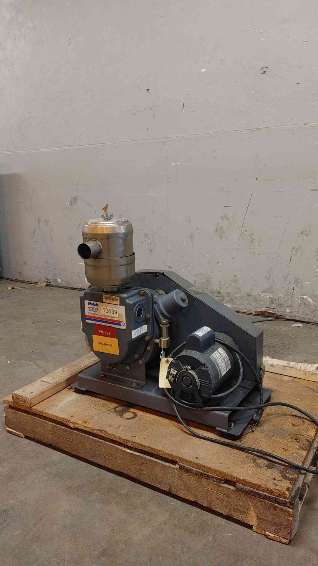 Welch DuoSeal Vacuum Pump 1397 (109245)