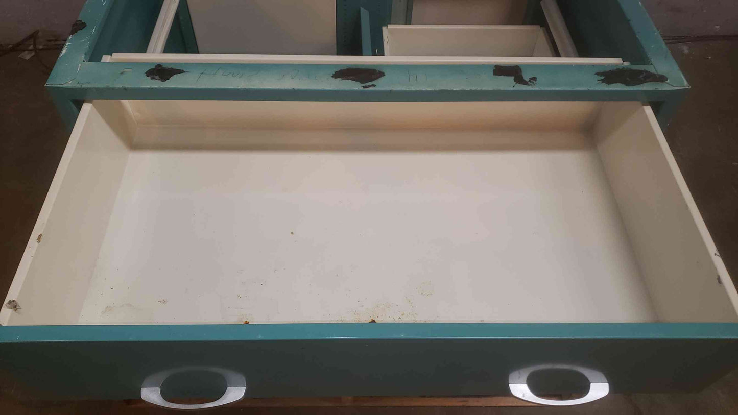 3' Kewaunee Mixed Casework (SKU: 109302)
