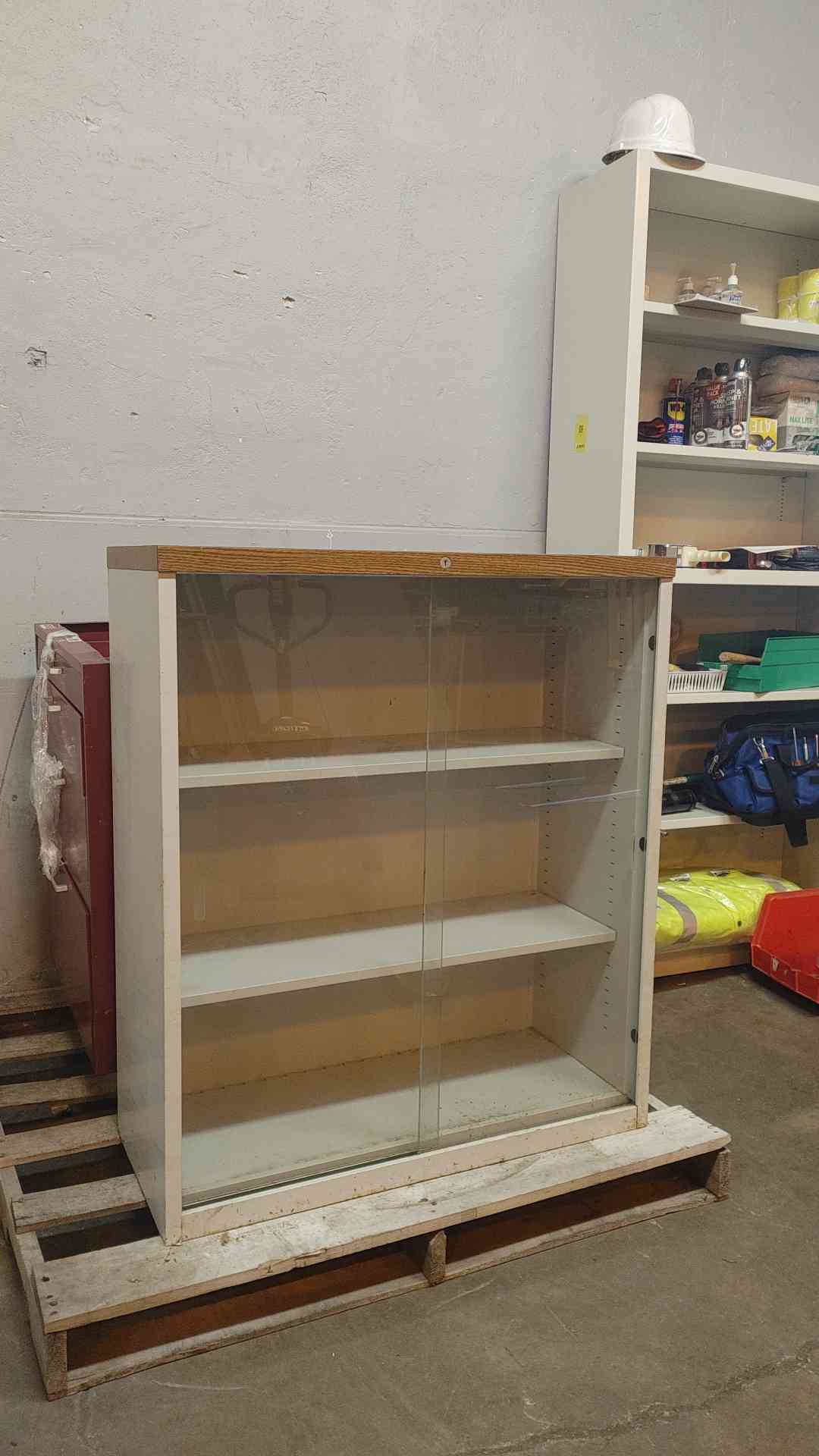 3' Dual Sliding Glass Overhead Casework (109325)