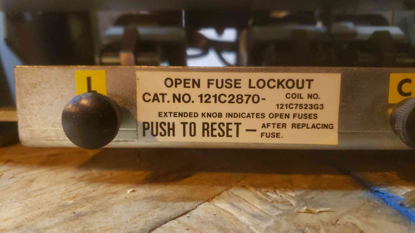 GE 4000A 635V Max Low Voltage Power Circuit Breaker AKR-8D-100-1 (SKU: 109425)